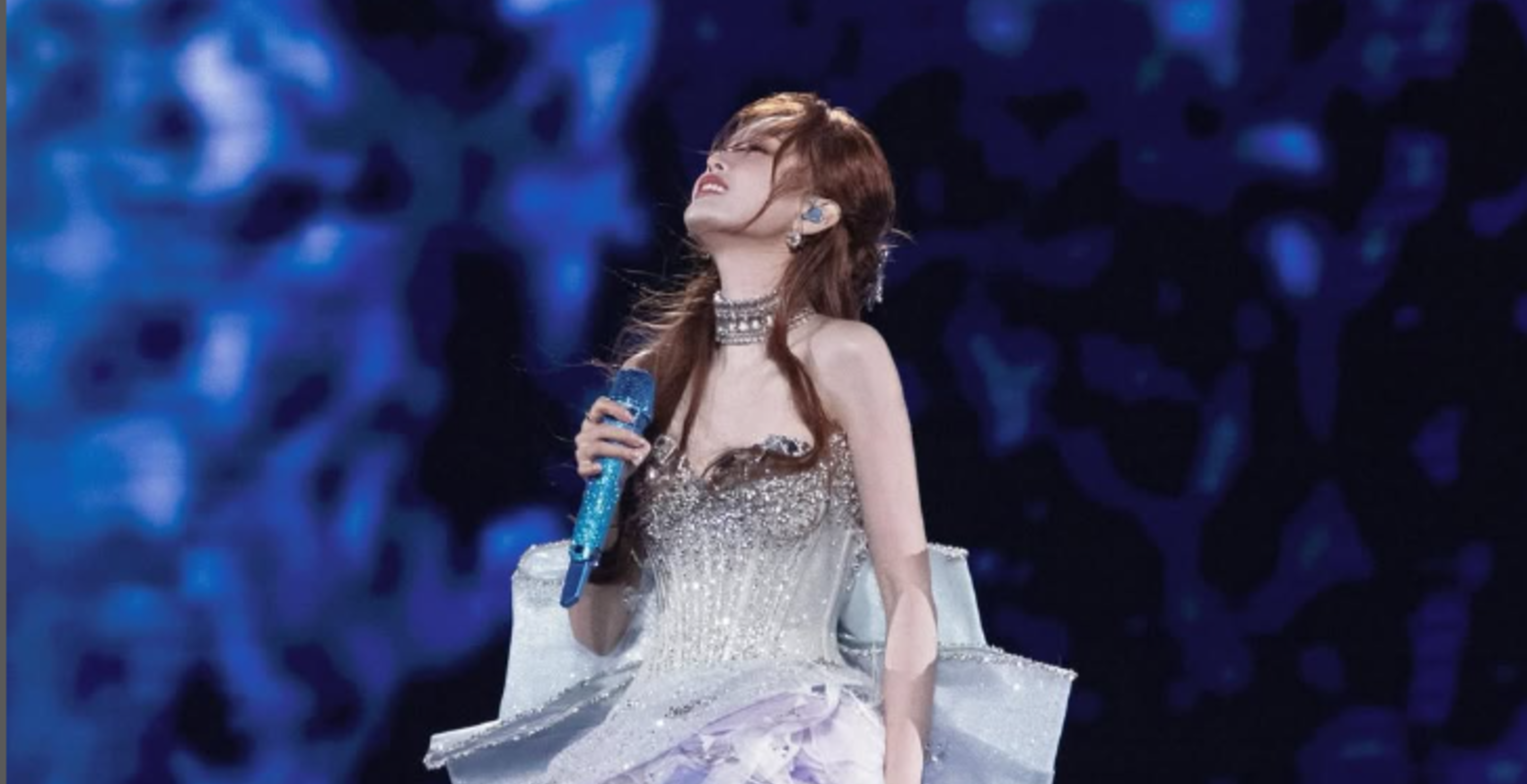 Popular Singer Faints During Rehearsals, Prompts Health Concerns