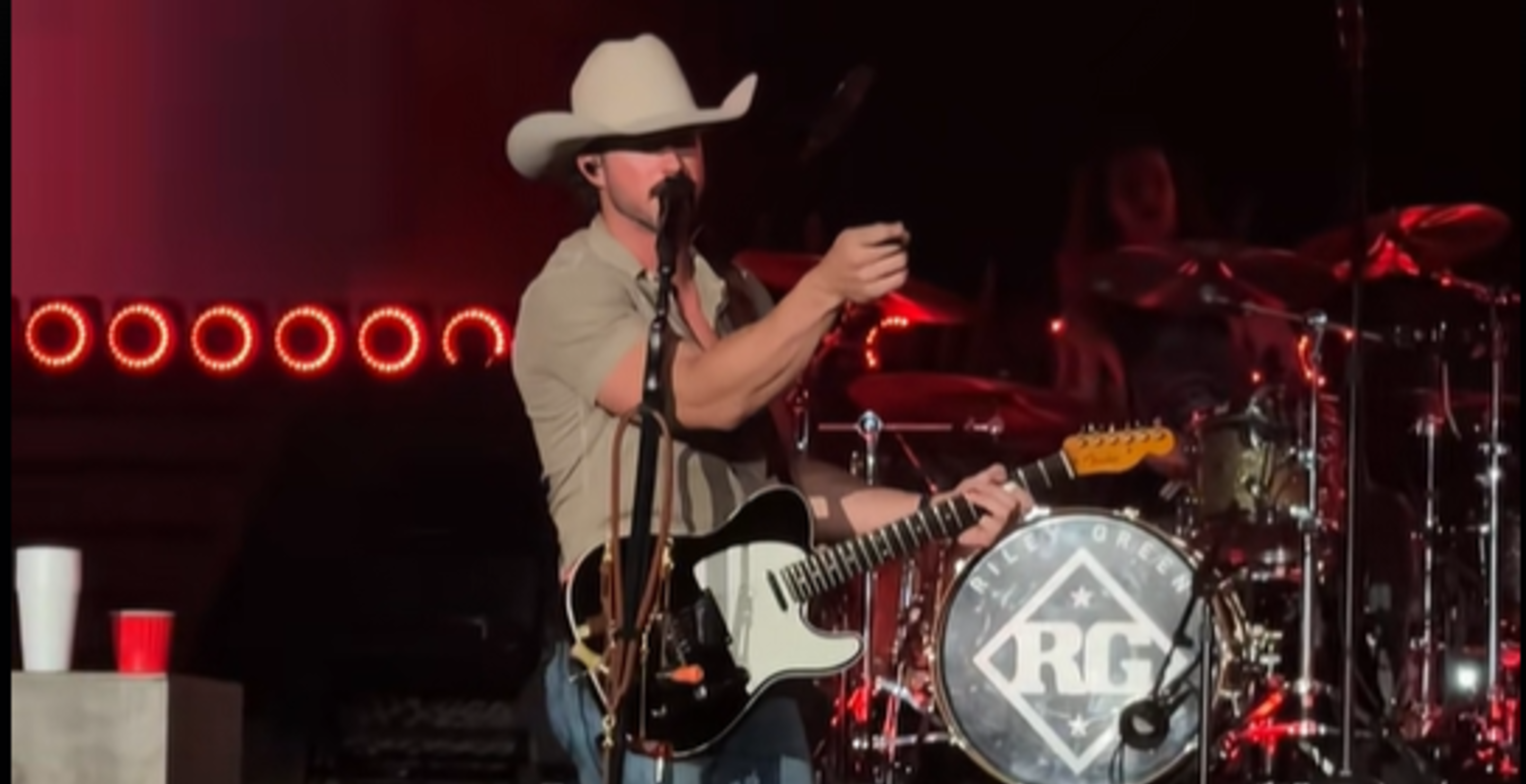 Riley Green Plays Peace Keeper At Concert, Stops Two Fans From Fighting
