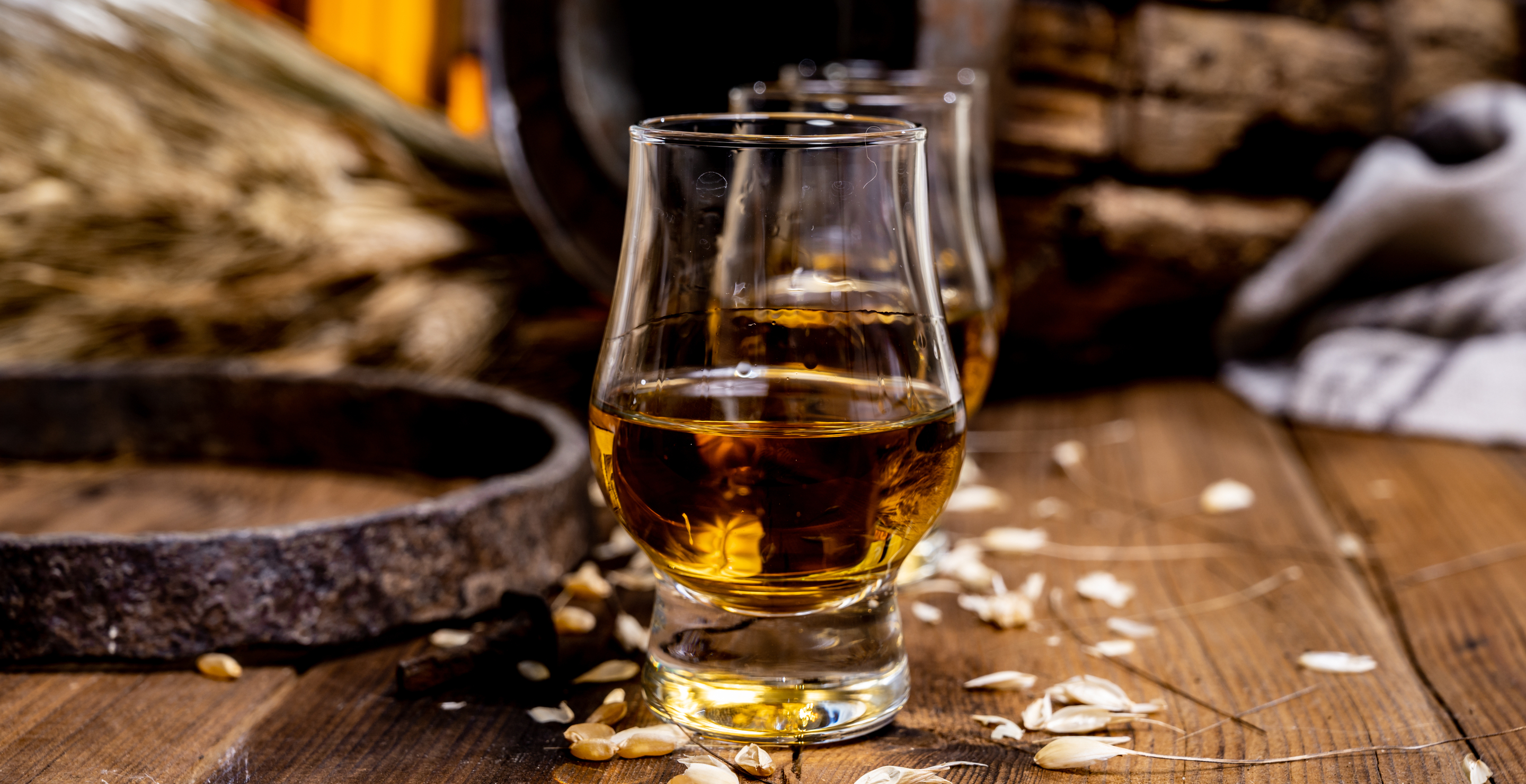 The Best Whiskey For Beginners, According To Bar Tenders — And No It's Not Jack Daniels