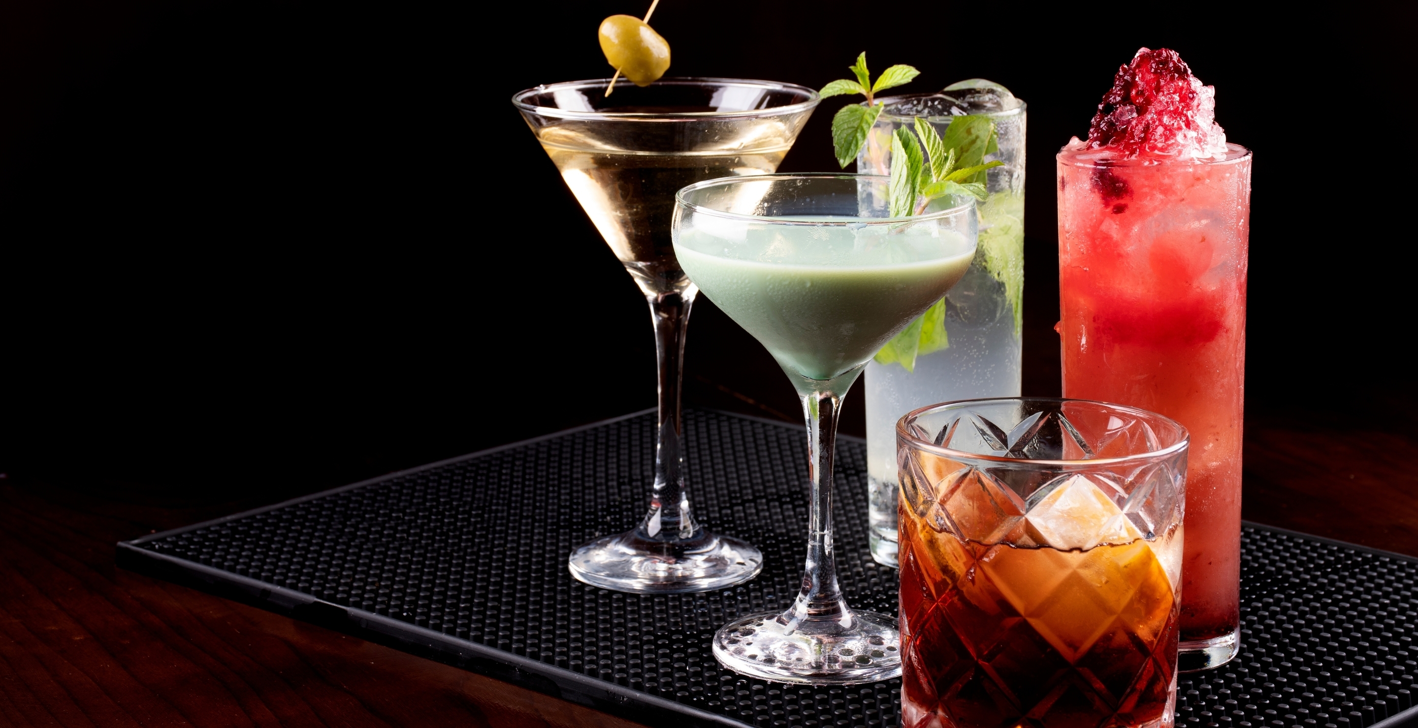 The cocktail That Bar Tenders Everywhere Dread When A Person Orders It