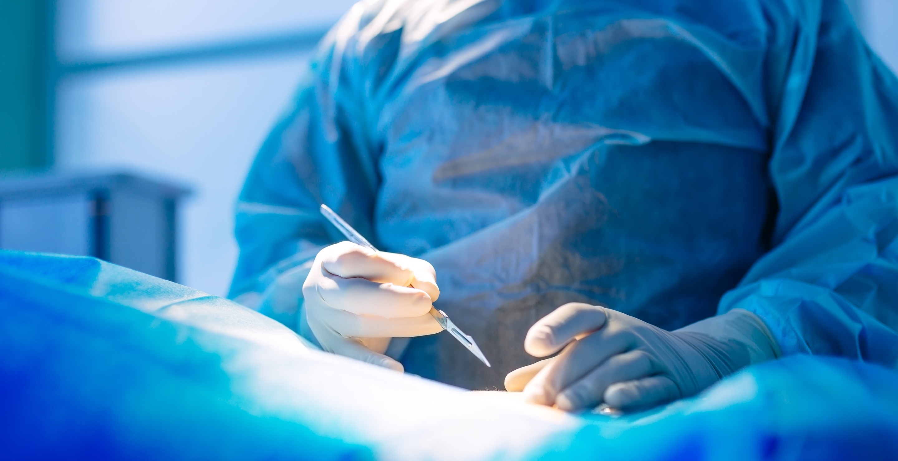 Woman Claims Man Pretended To Be Licensed Plastic Surgeon And Disfigured Her Body