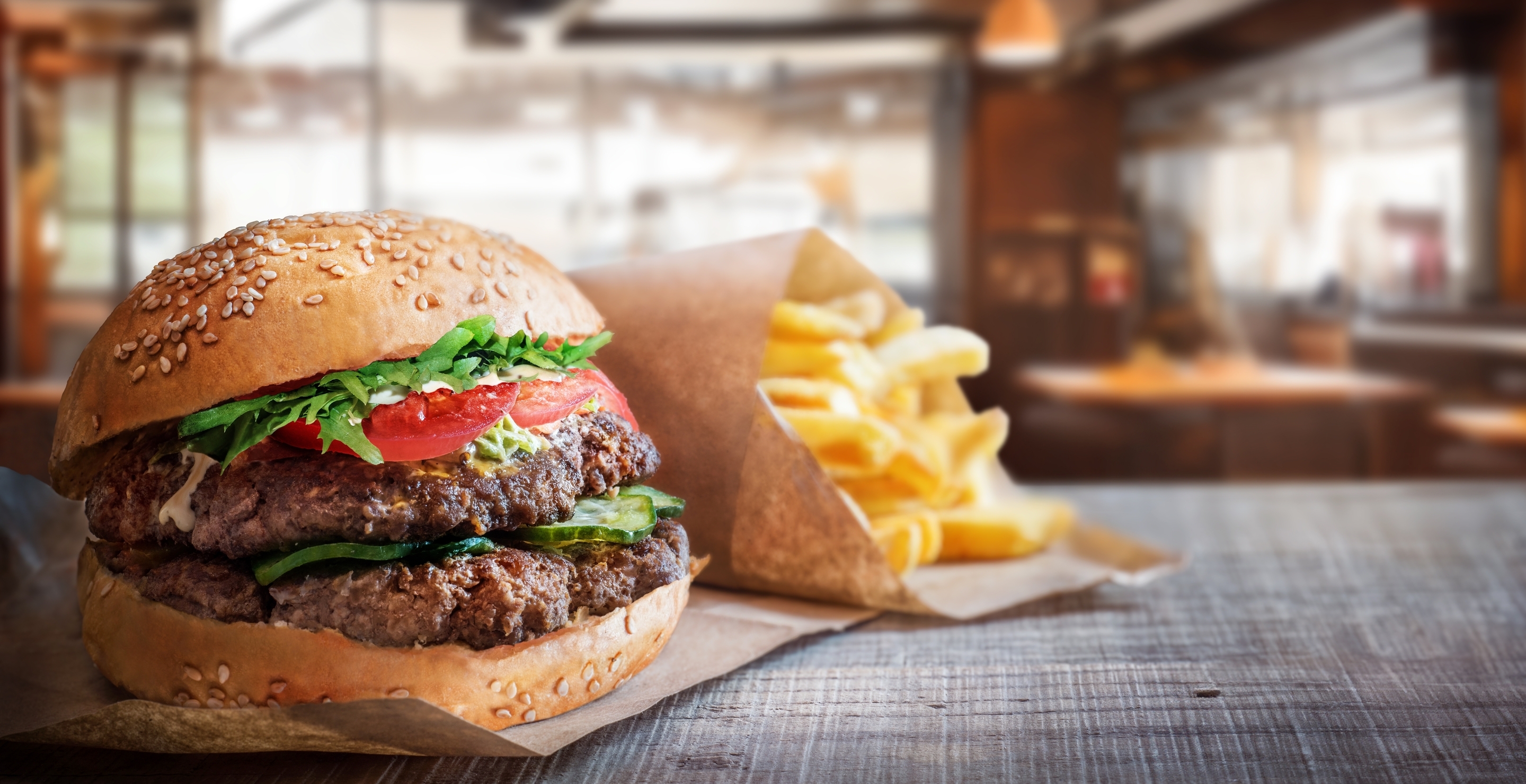 World's Most Expensive Burger Woman Claims Disney World Sandwich Ended In A Divorce