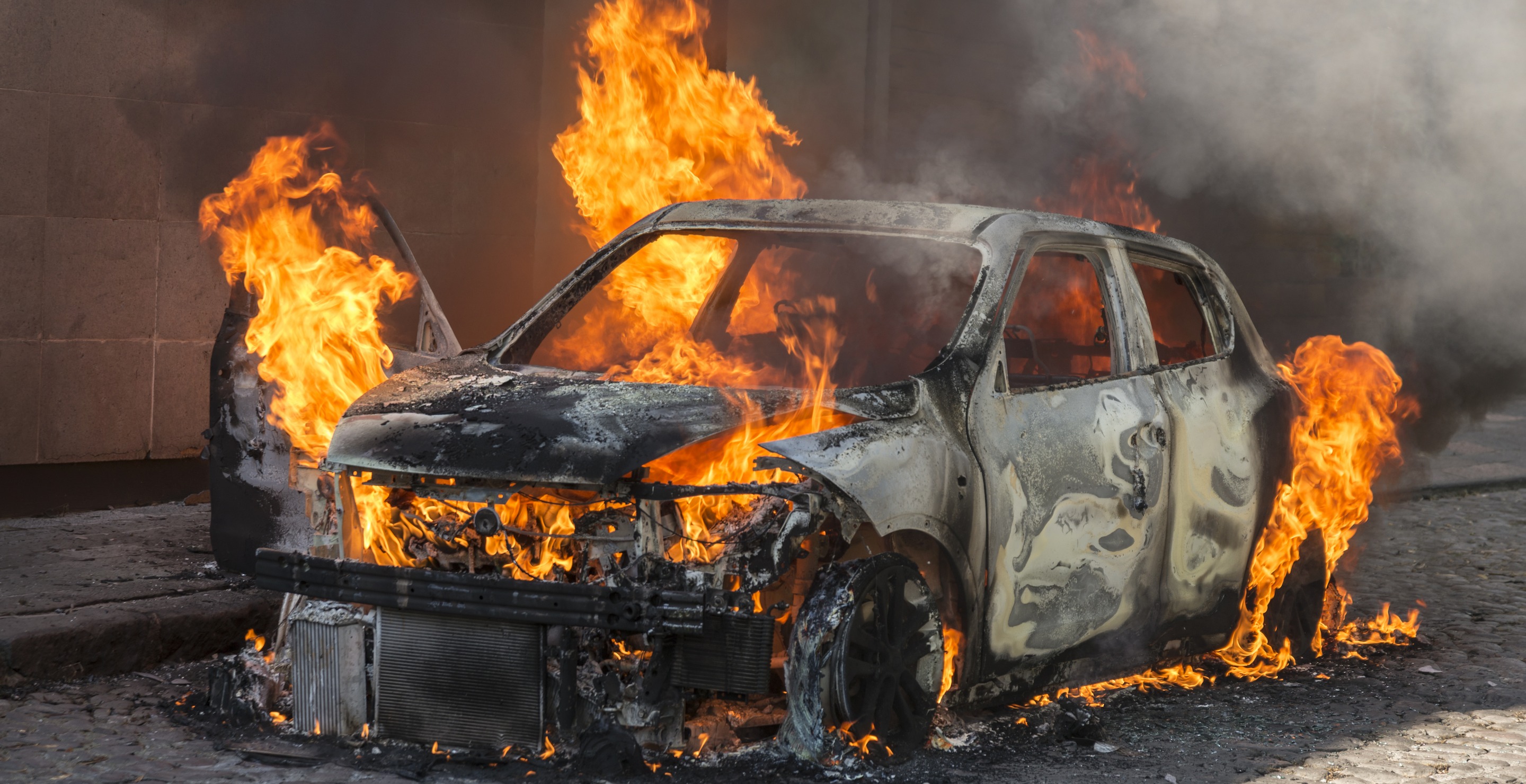 New York Cops Accused Of Failing To Help Person In Burning Car After High-Speed Crash
