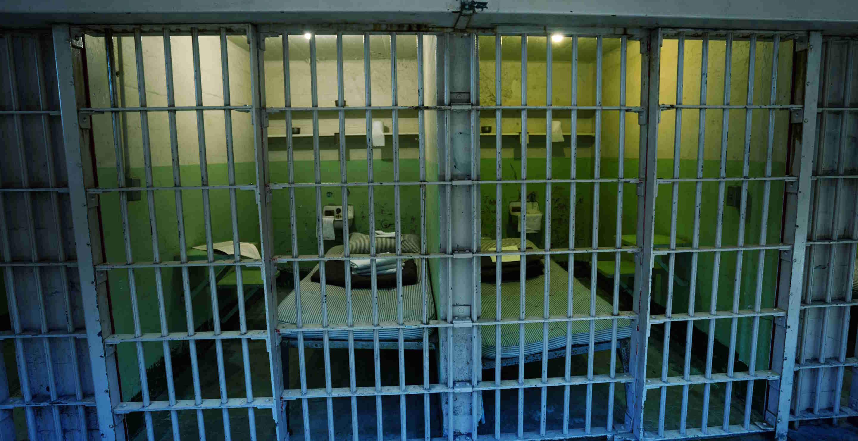 10 Prison Guards Charged Over Fatal Beating Of Inmate