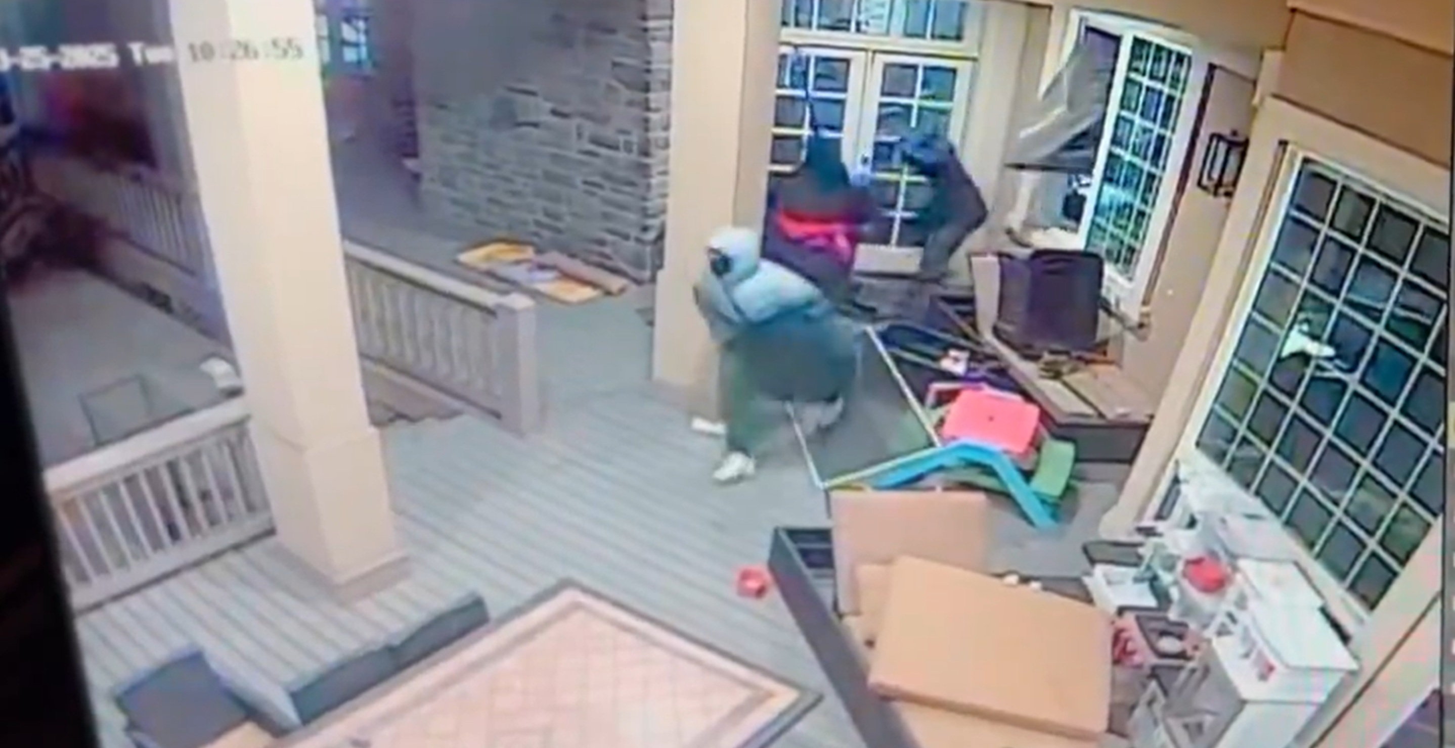 Robbers, super bowl winner, home footage