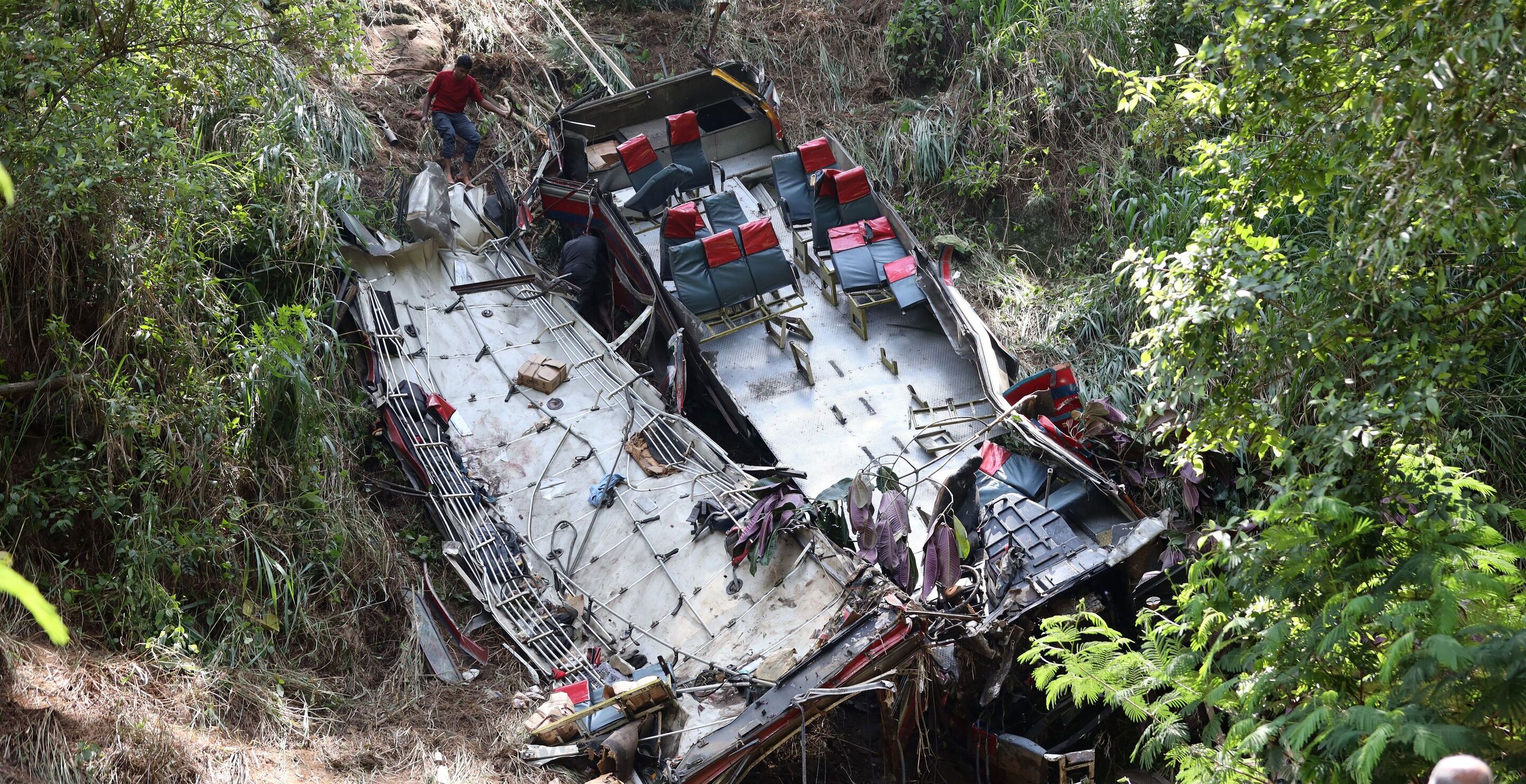 21 Dead, 35 Injured After Bus Crashes Into Ravine