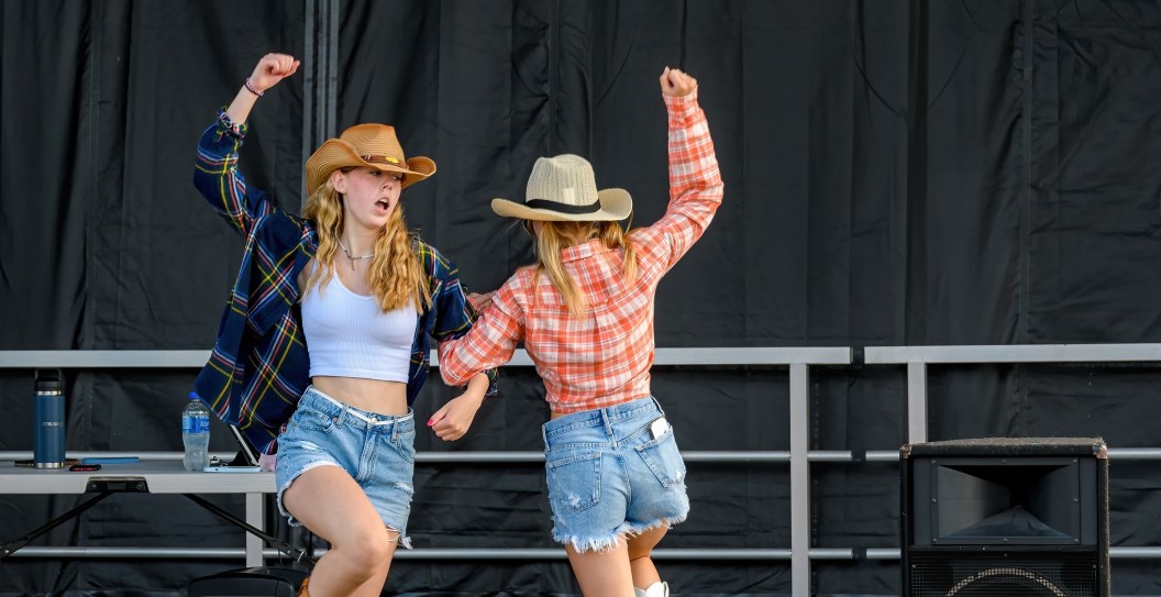 4 Indie Country Artists That Should Be On Your Playlist In 2025