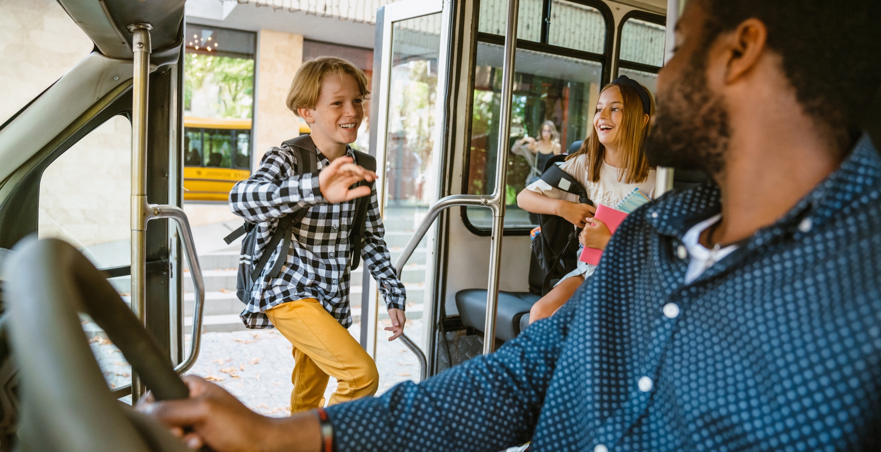 Adorable 6-Year-Old Invites Bus Driver To Her Birthday Party