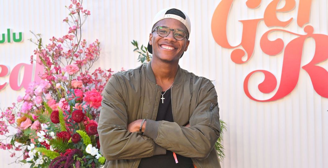 'American Idol' Finalist Thunderstorm Artis Stands Apart From The Crowd With “Colors of the Wind” Performance