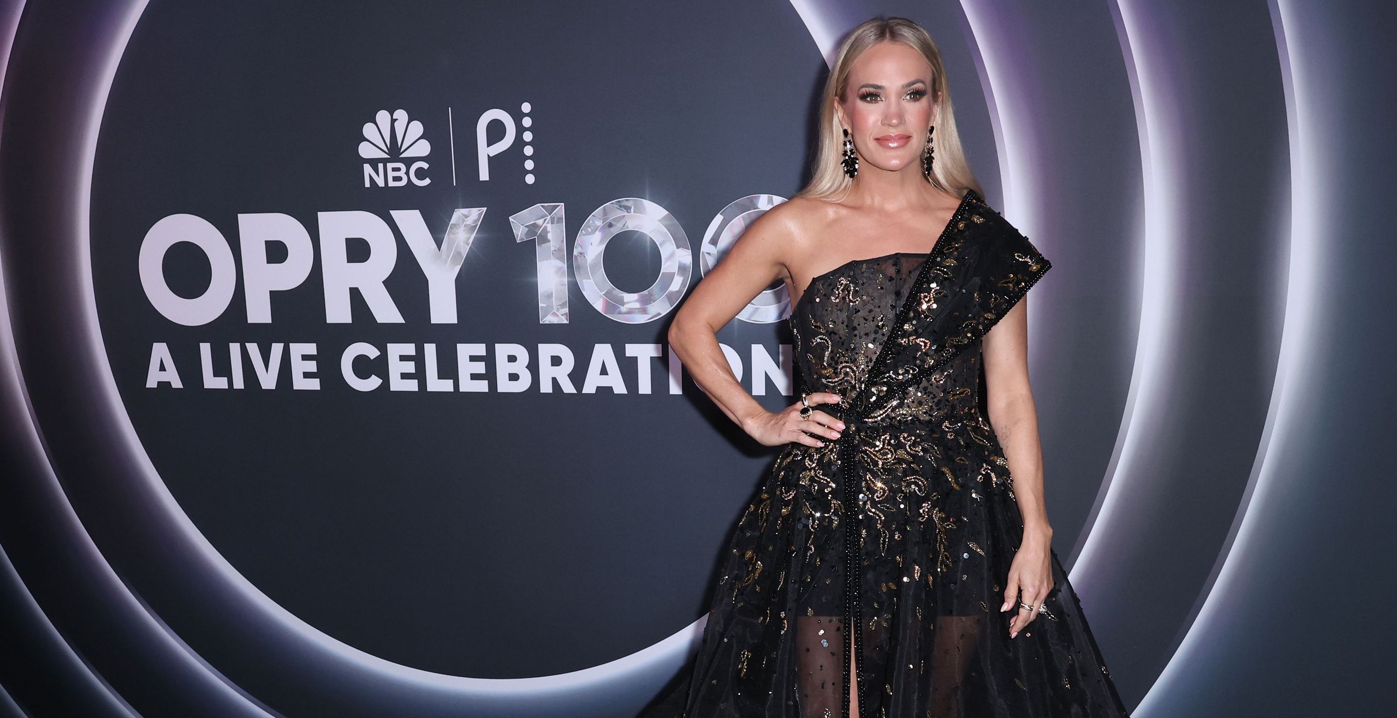 Carrie Underwood Gives Blunt Response to Simon Cowell's 2005 'American Idol' Criticism