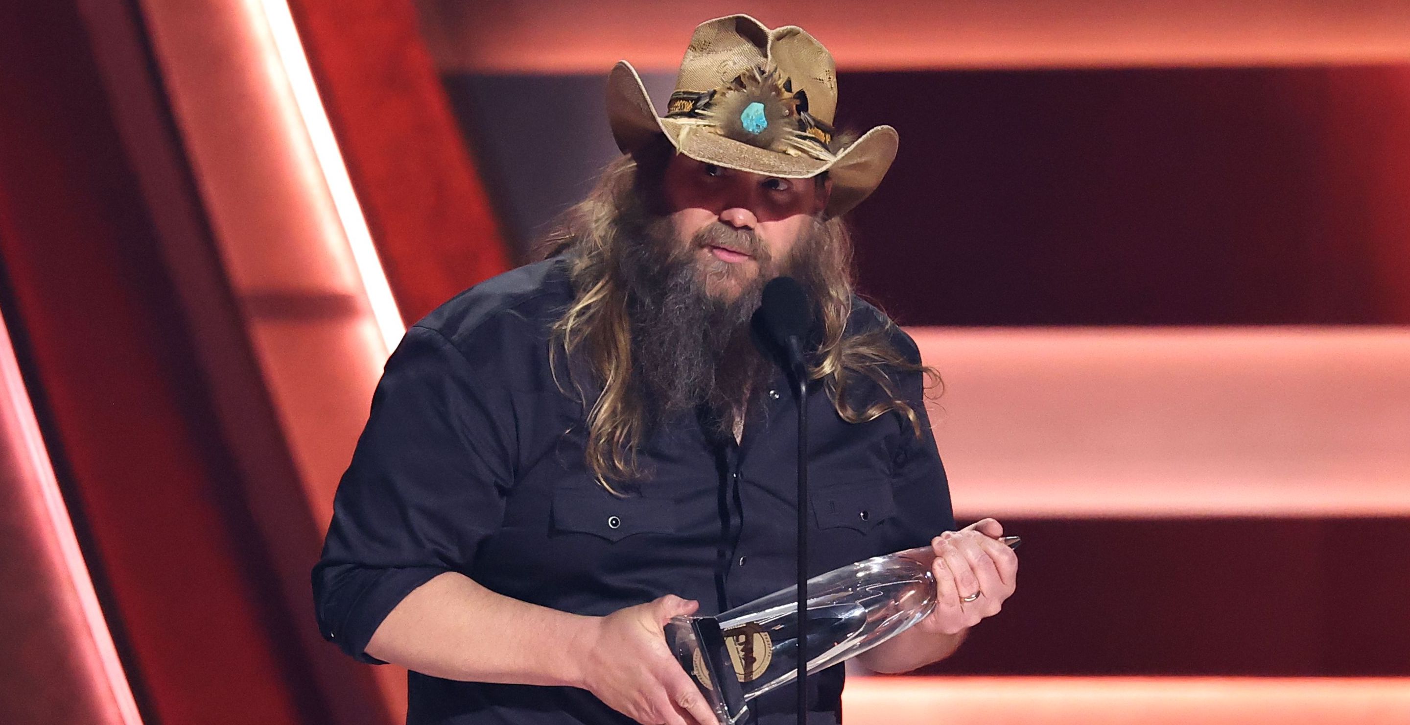 Chris Stapleton Says His Debut Classic 'Traveller' Was Made to Make His Late Father Proud