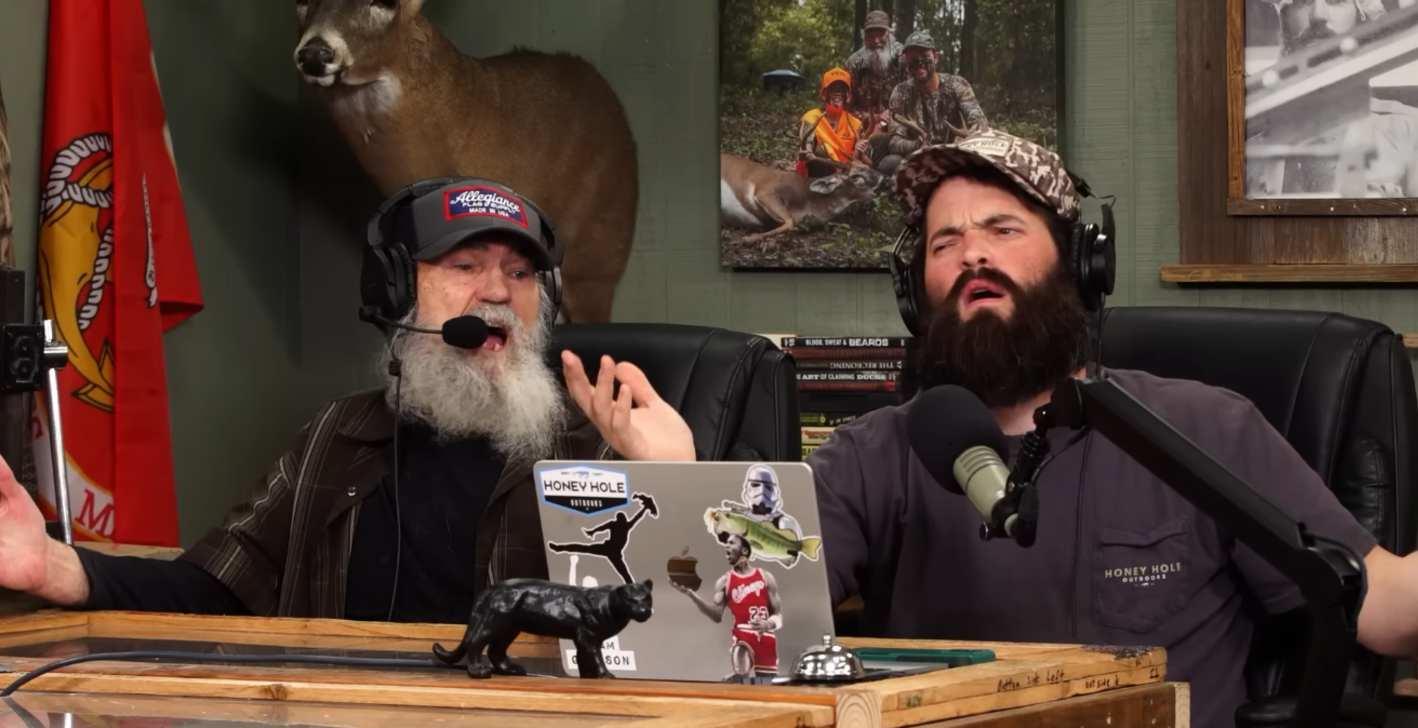 'Duck Dynasty' Si Robertson Takes Offense At One Artist Being Called The Next Dolly Parton