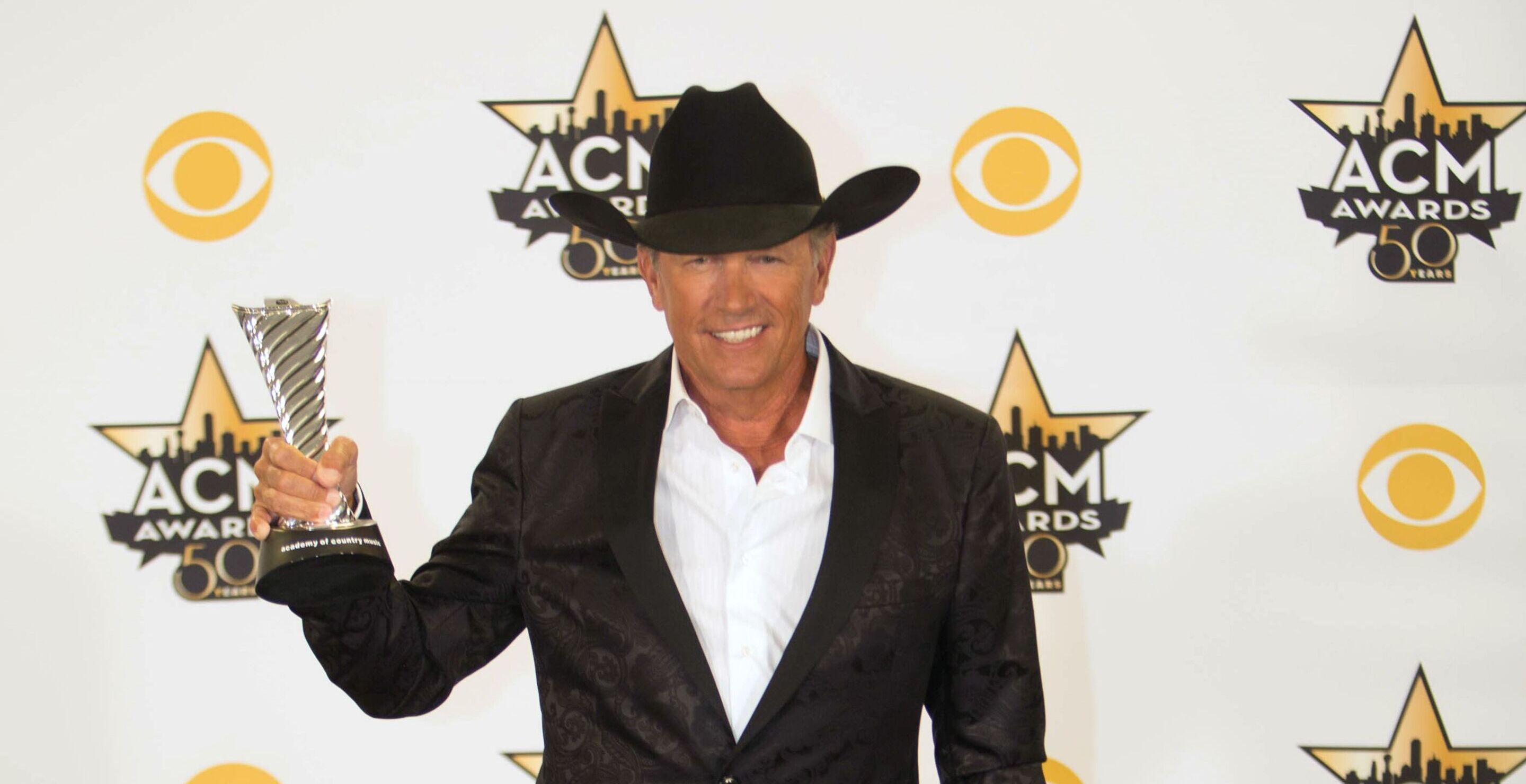 The Surprising Singer That Lost The ACM Entertainer Of The Year Award More Than Anyone Else