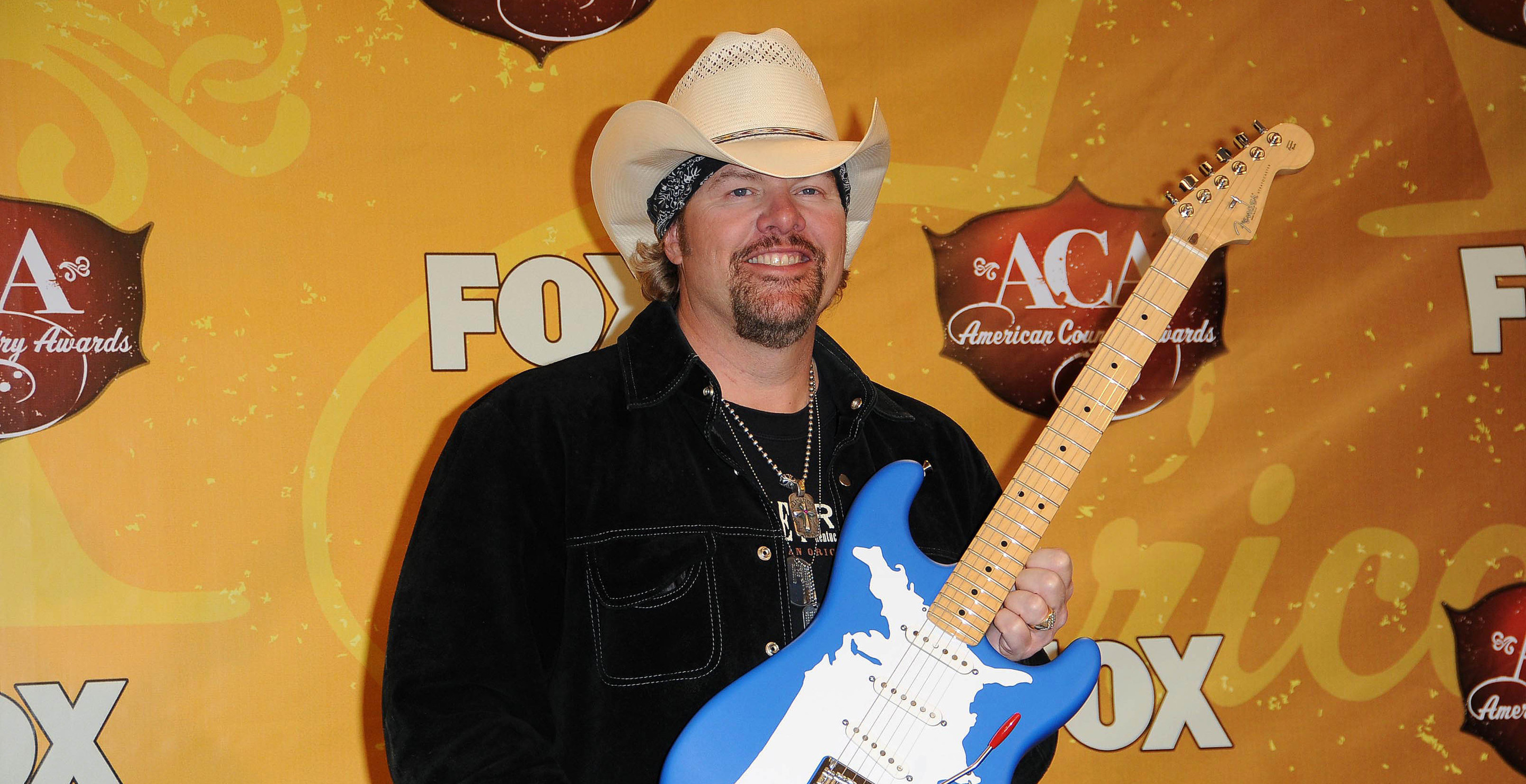 Toby Keith's Horse Joining The Kentucky Derby Takes A Dark Time