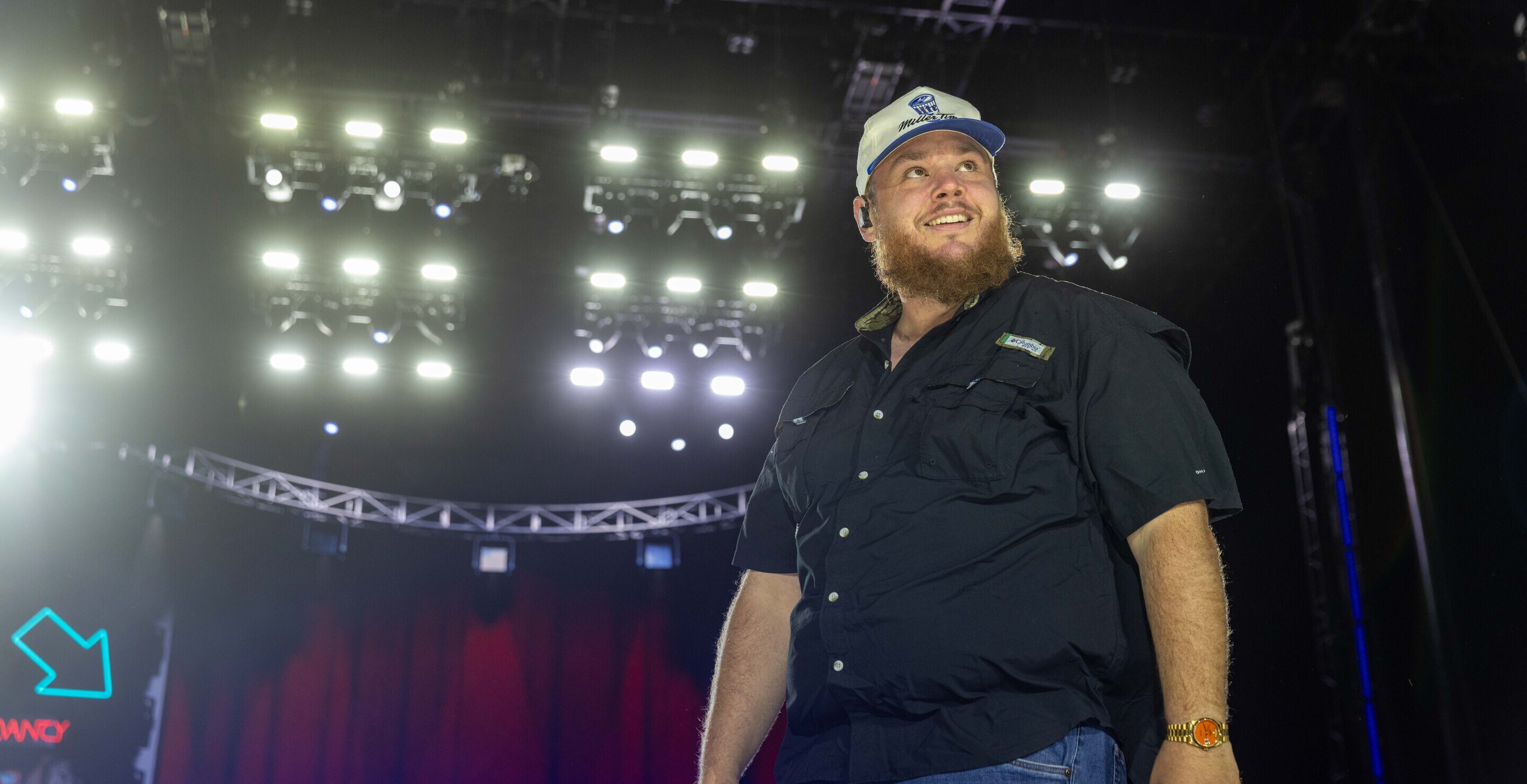 Why Jason Aldean Is Urging Luke Combs To Upgrade From Modest Home