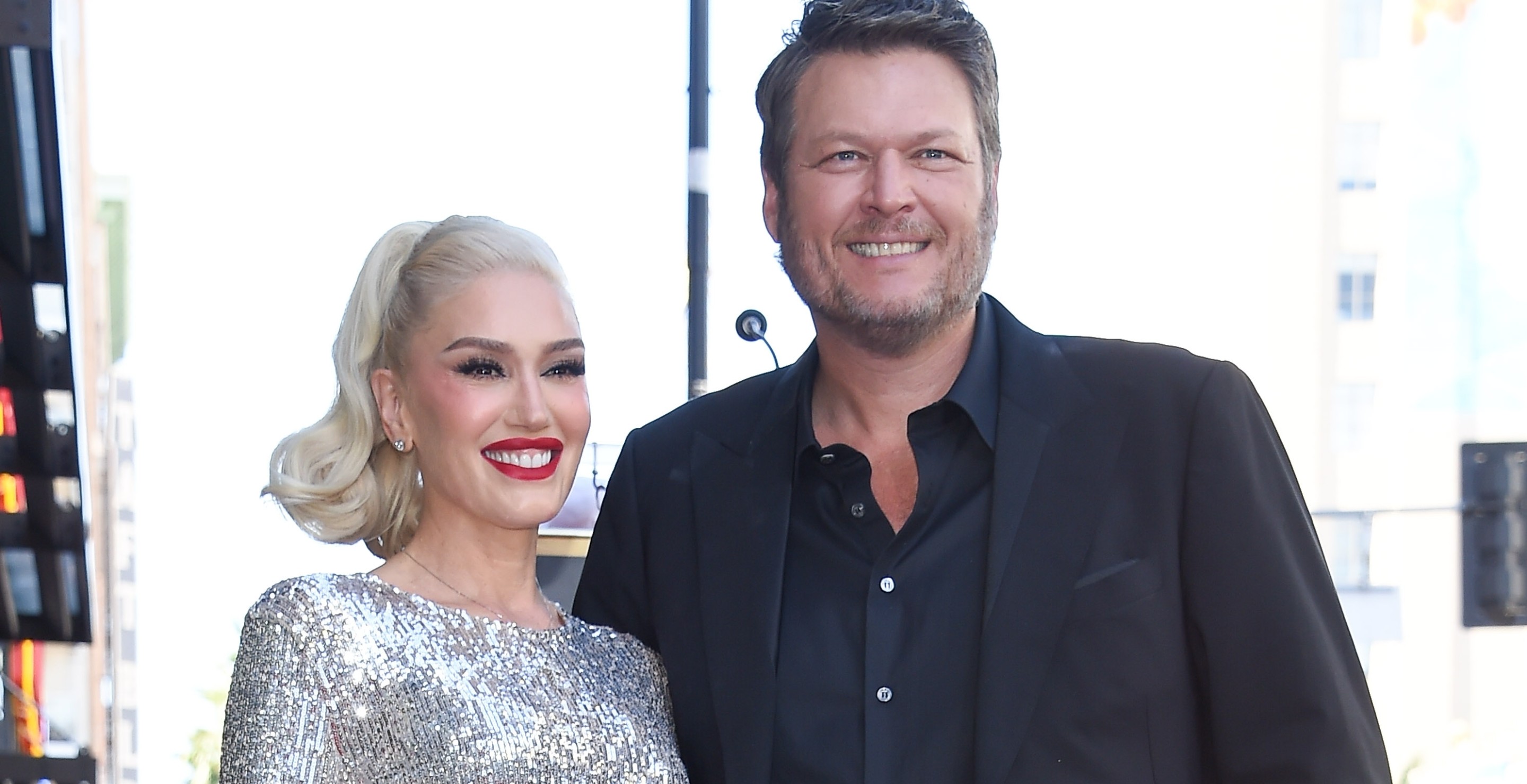 Blake Shelton Defends His and Gwen Stefani's Pretaped Performance At The AMAs