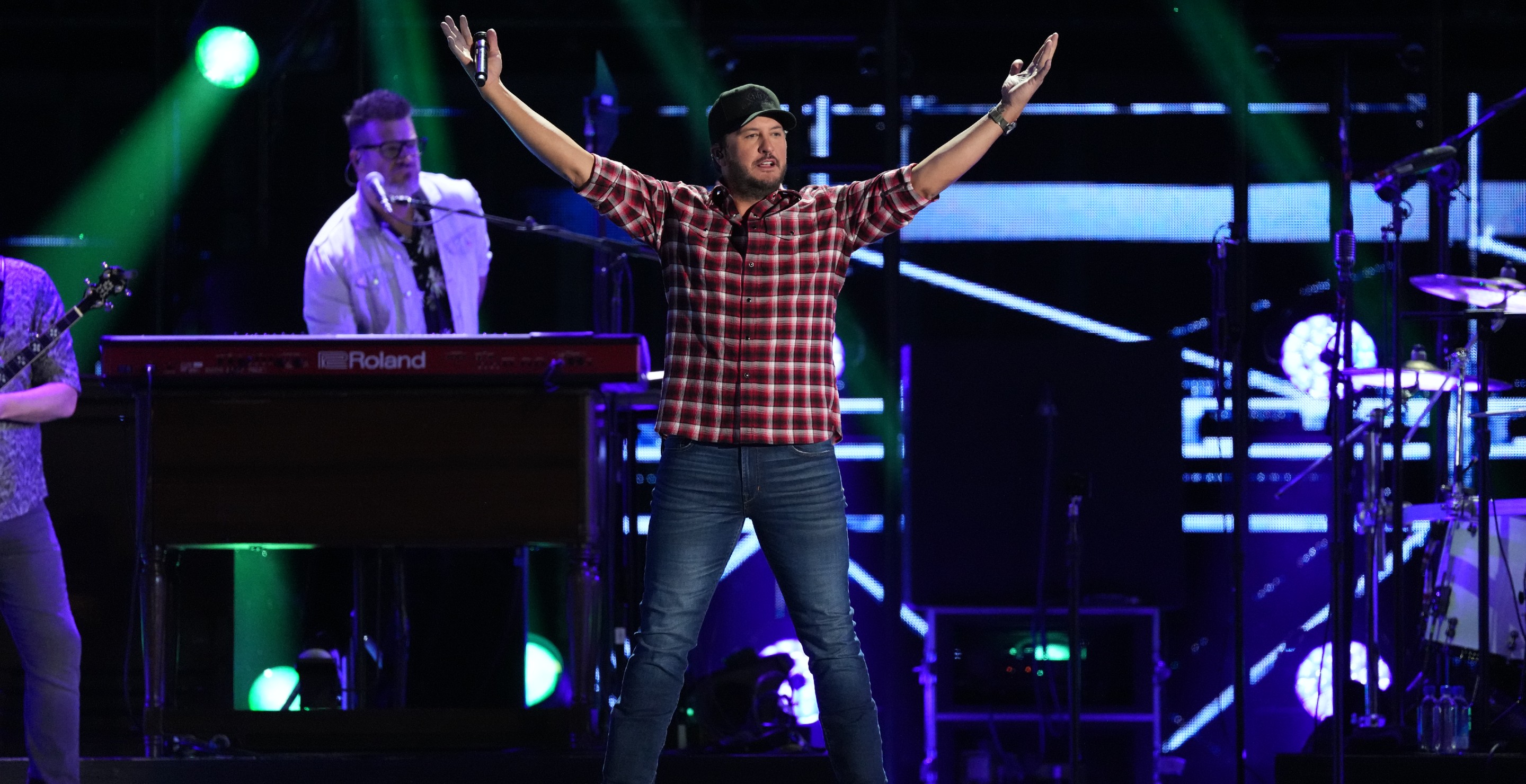 The Artist That Makes Luke Bryan Want To Wake Up And Do Better