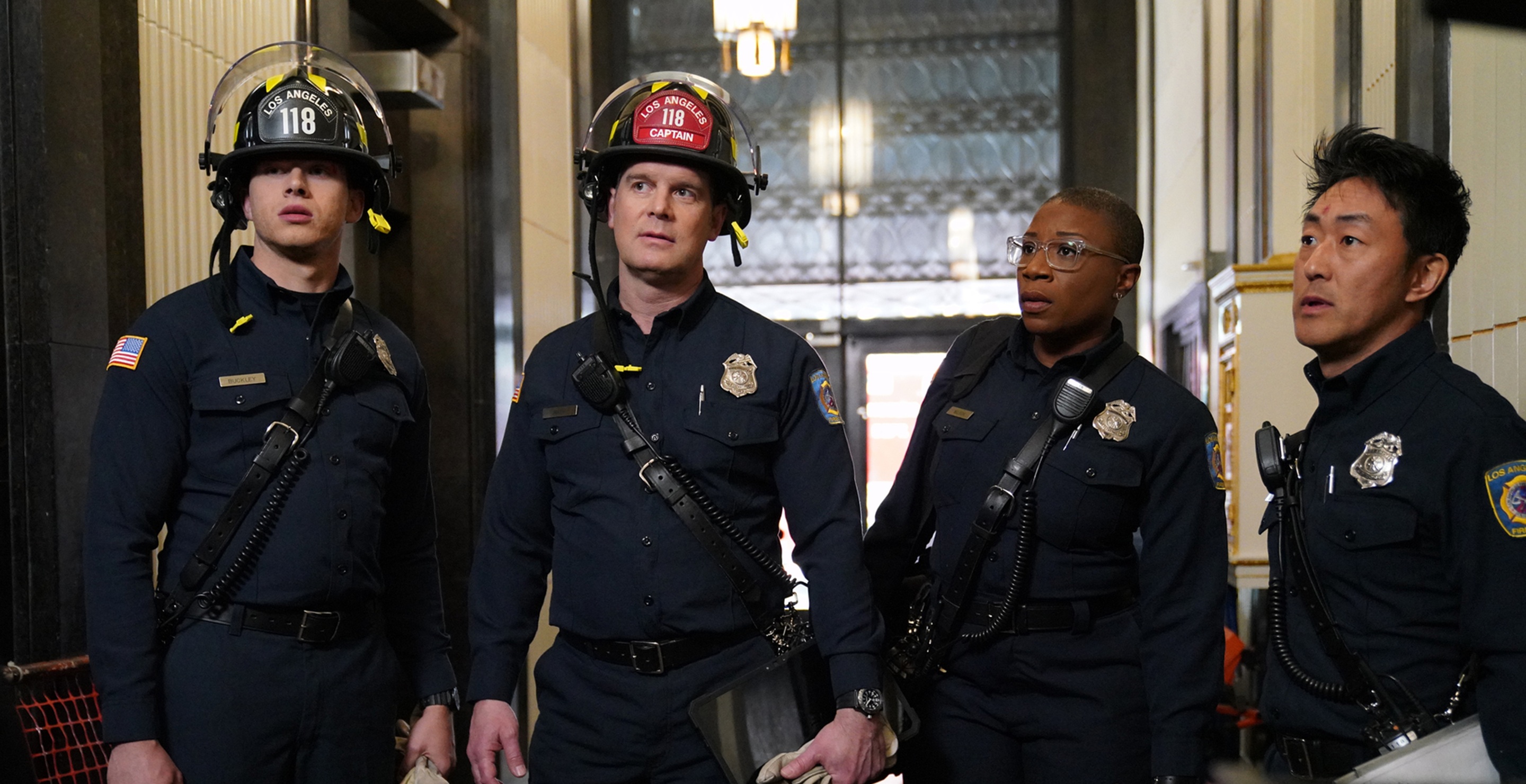 9-1-1 cast,