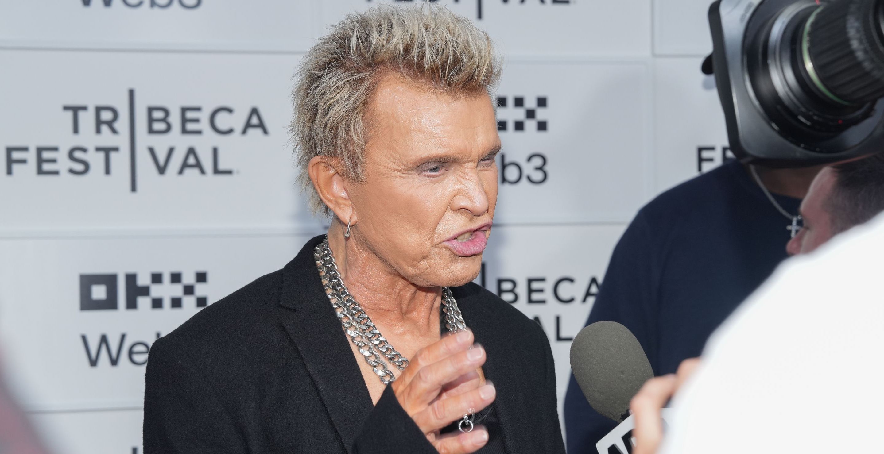 Billy Idol Says He Almost Died From a Heroin Overdose in New Doc