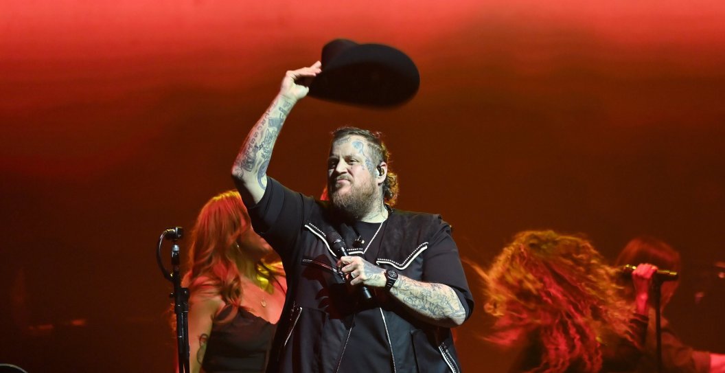 Jelly Roll Says he “Doesn’t Deserve Money” When He Hilariously Gets His New Lambo Stuck In Reverse