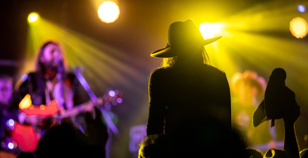 The 5 Best New Country Songs Of This Week — Gather And Listen (July 3 Edition)
