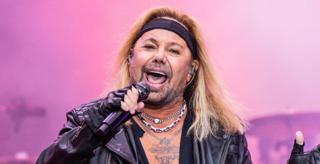 Vince Neil of Motley Crue Might Have Fell For An AI Thirst Trap, According to Fans