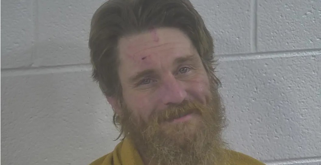 Kentucky man arrested, raccoon