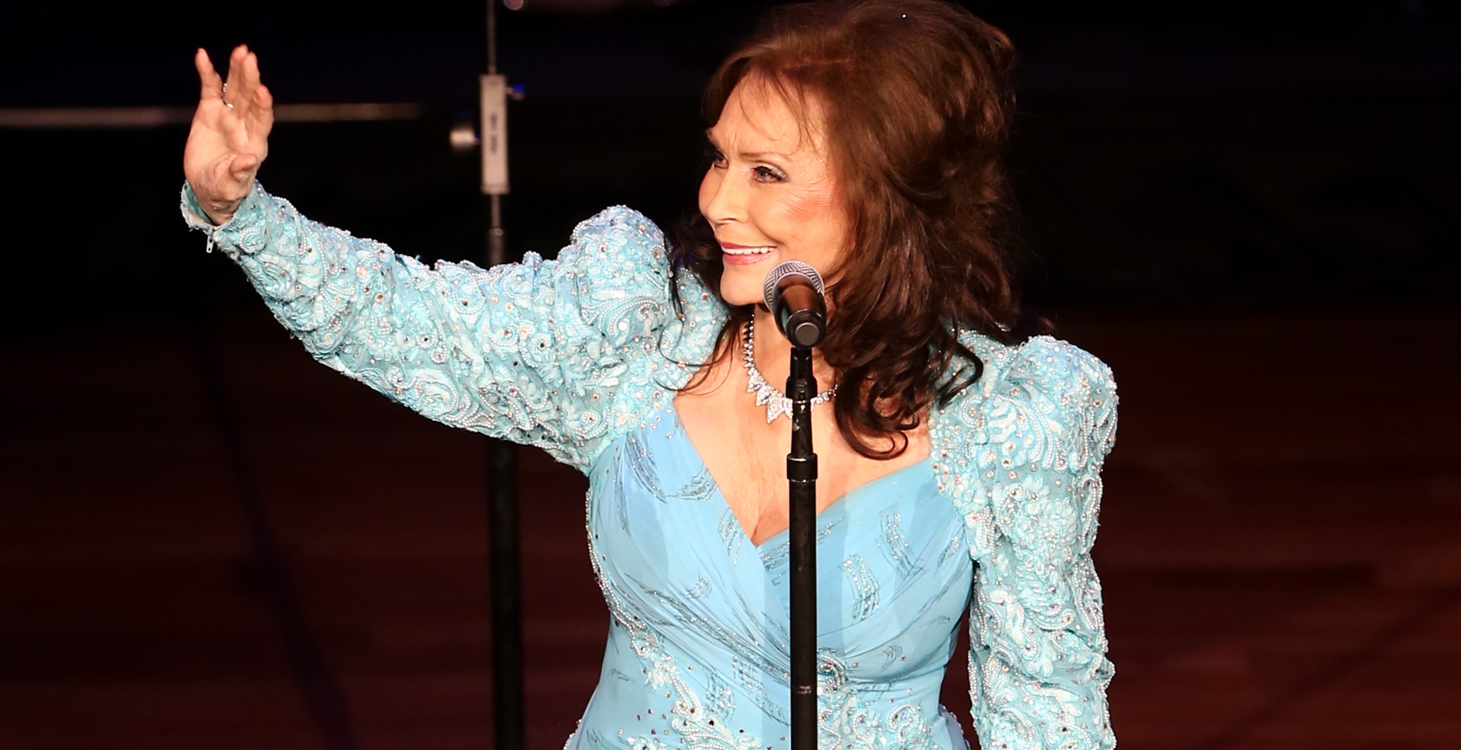 4 Of The Bravest Female Artists In Country Music