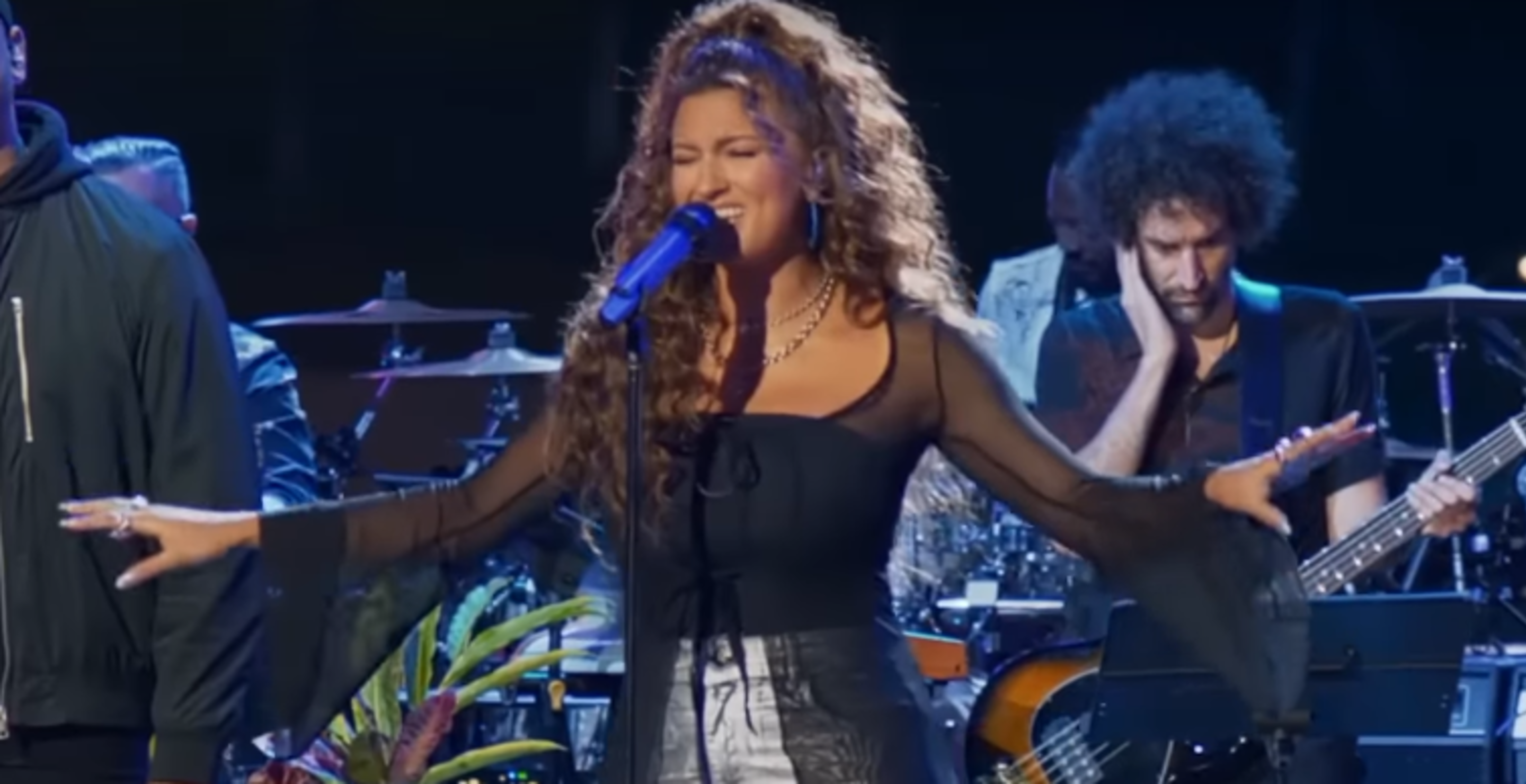 'American Idol' Alum Reveals Heartwarming Life-Changing Announcement