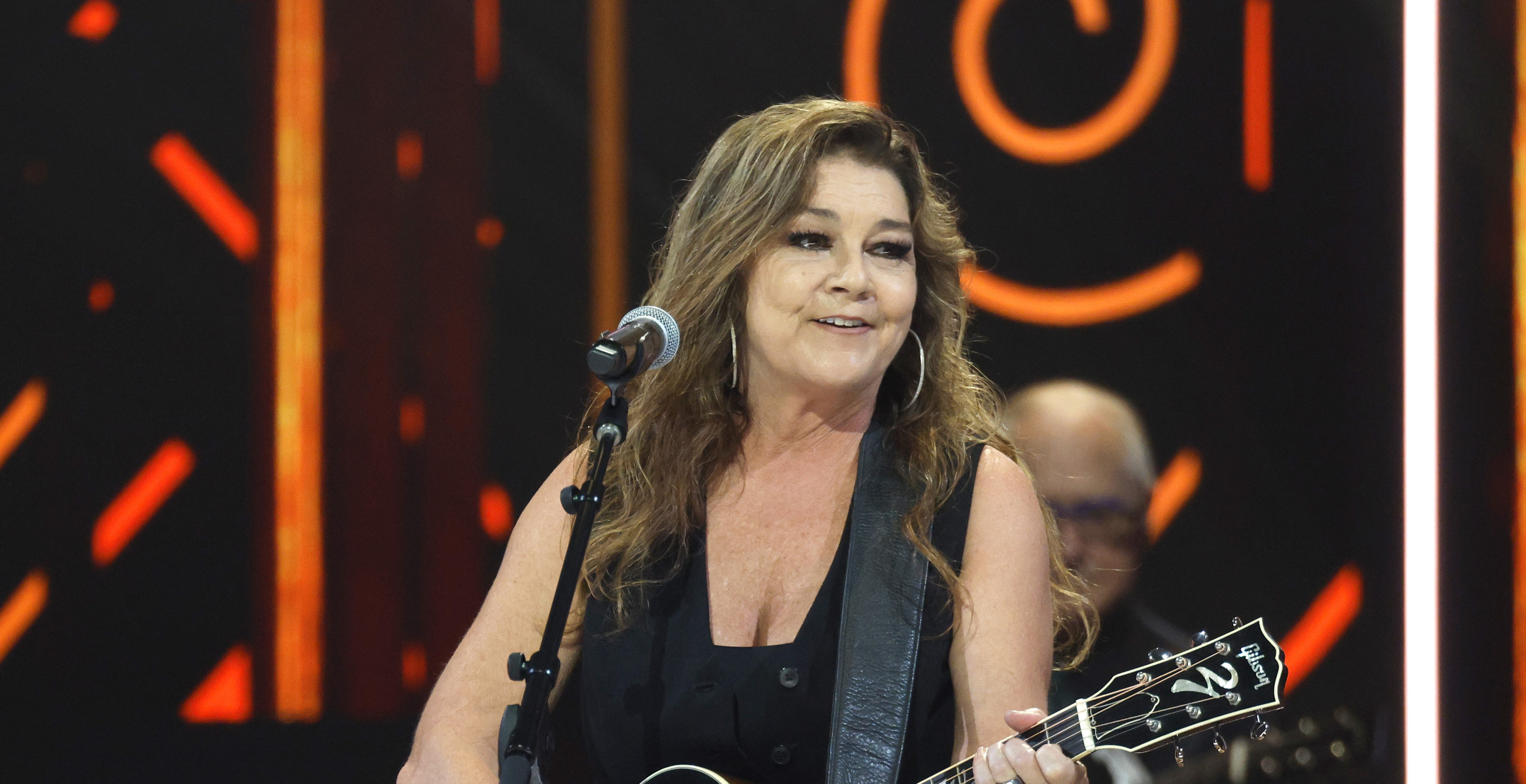 “That Hit Me” How a Well-Intentioned Comment Opened Gretchen Wilson’s Eyes to Her Taxing Lifestyle