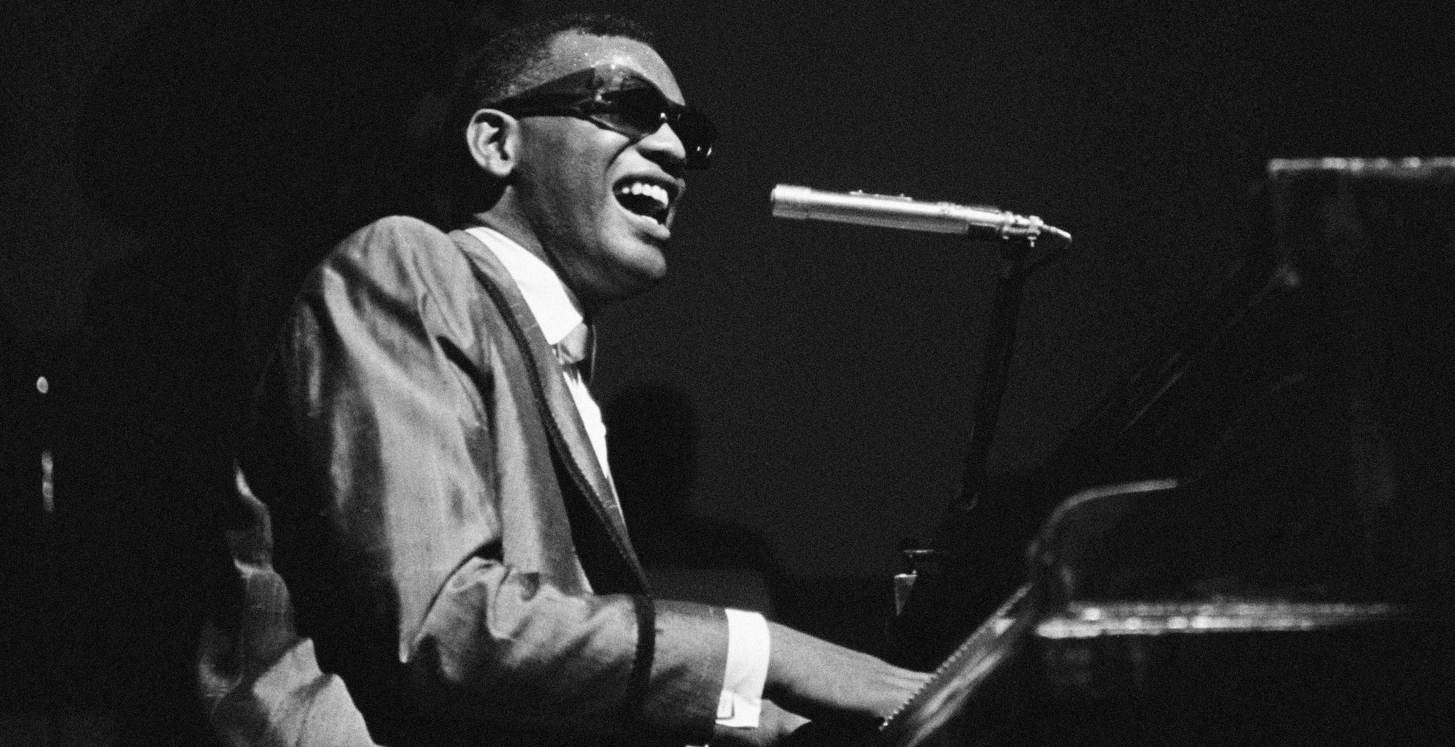 “Their Concern Was Legit”: Blues Icon Ray Charles Remembers Backlash to Country Crossover