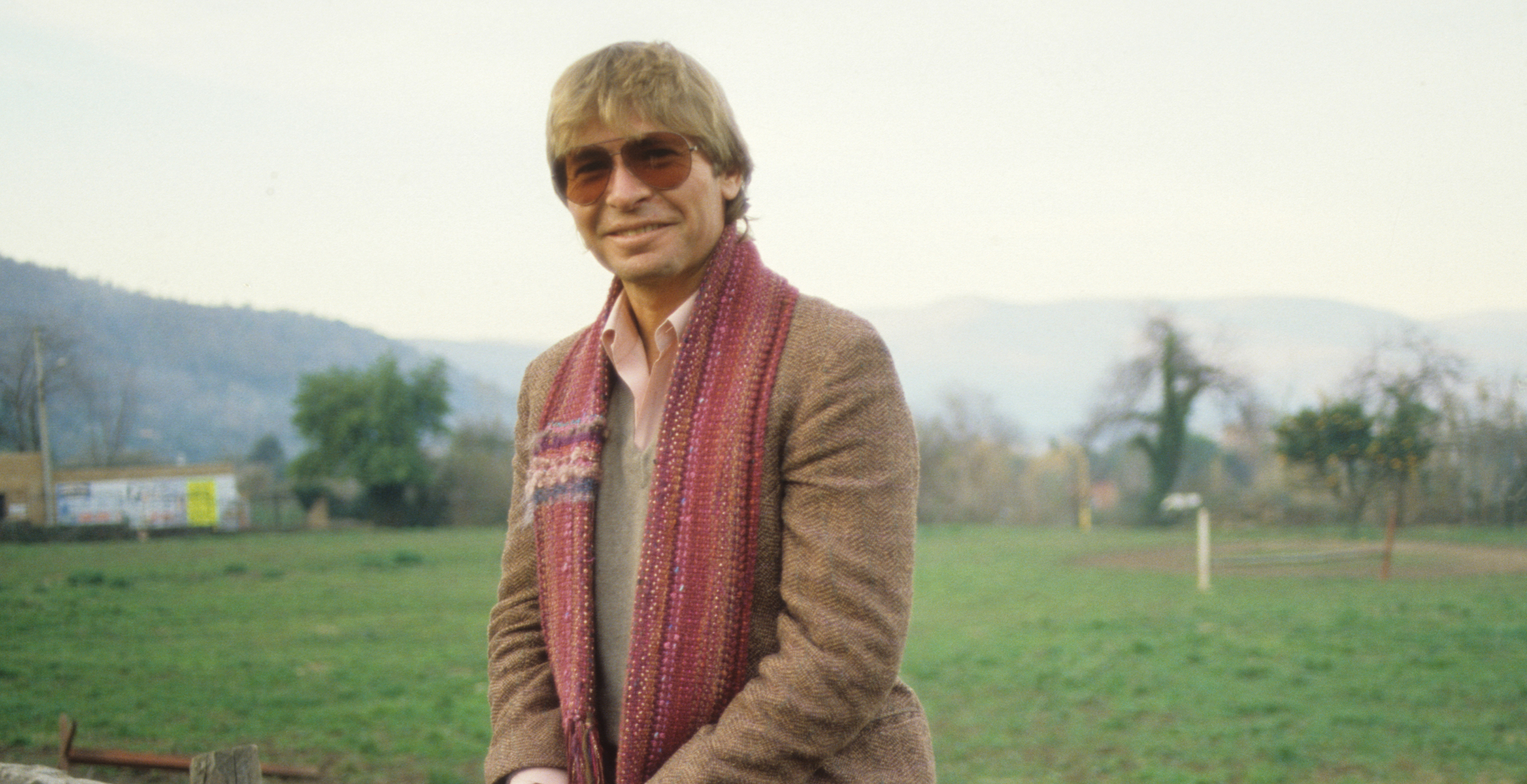 Two Important Gifts That Helped John Denver Kickstart His Hit-Making Career