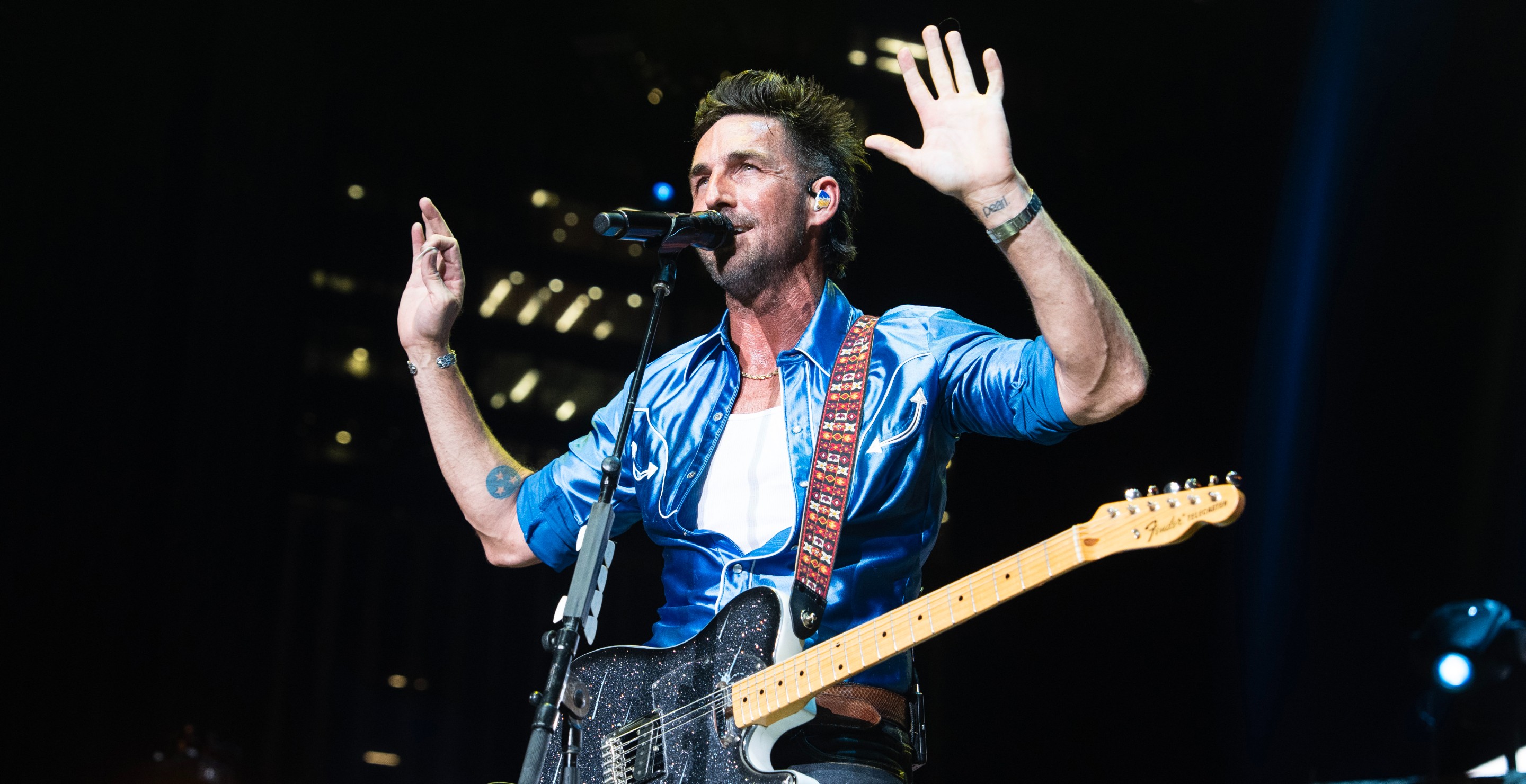 Jake Owen Was Cursed At While At Starbucks, All Because Of His Tesla Cybertruck