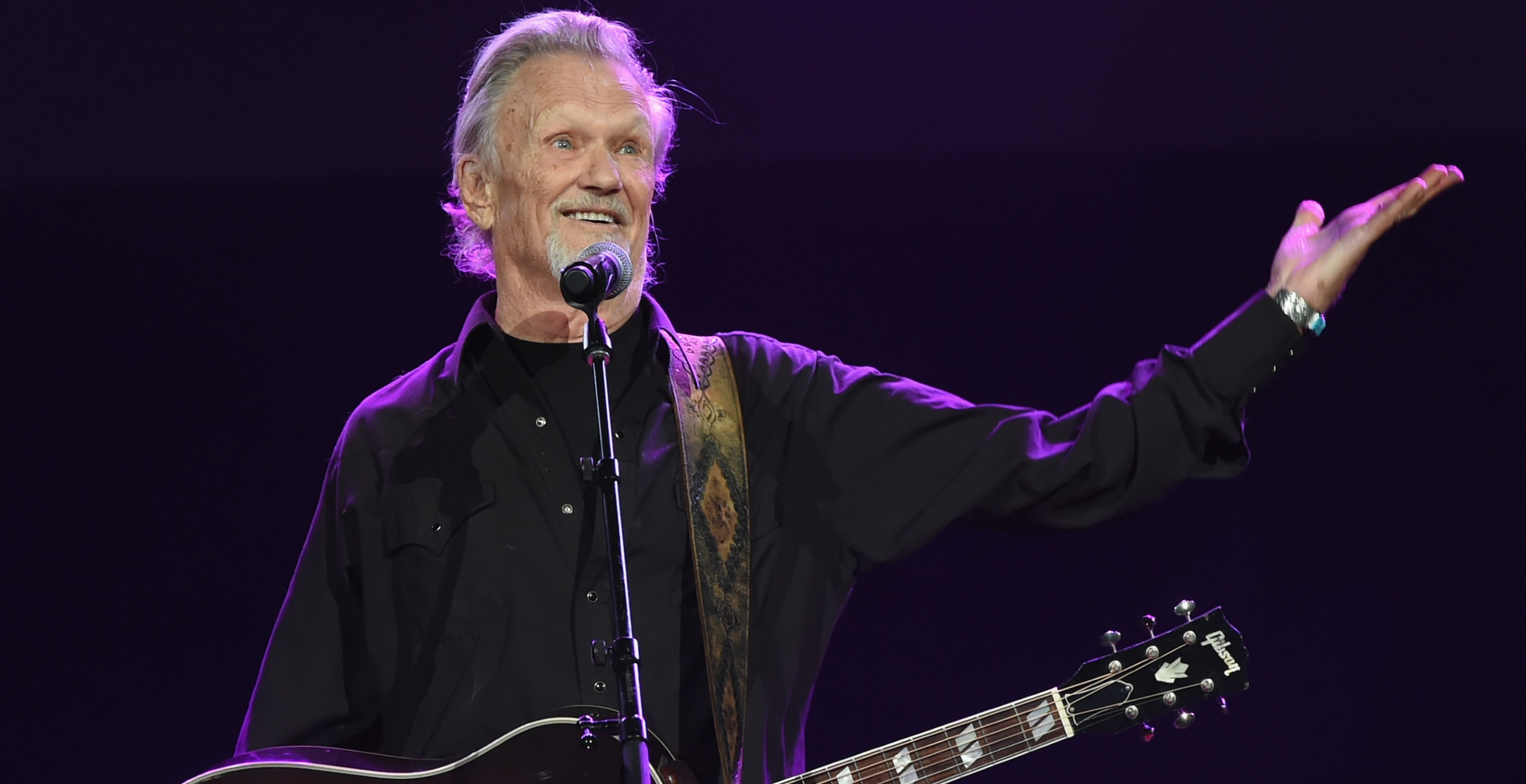 A Perfect Epitaph: Kris Kristofferson Requested These Lyrics Be Engraved on His Tombstone