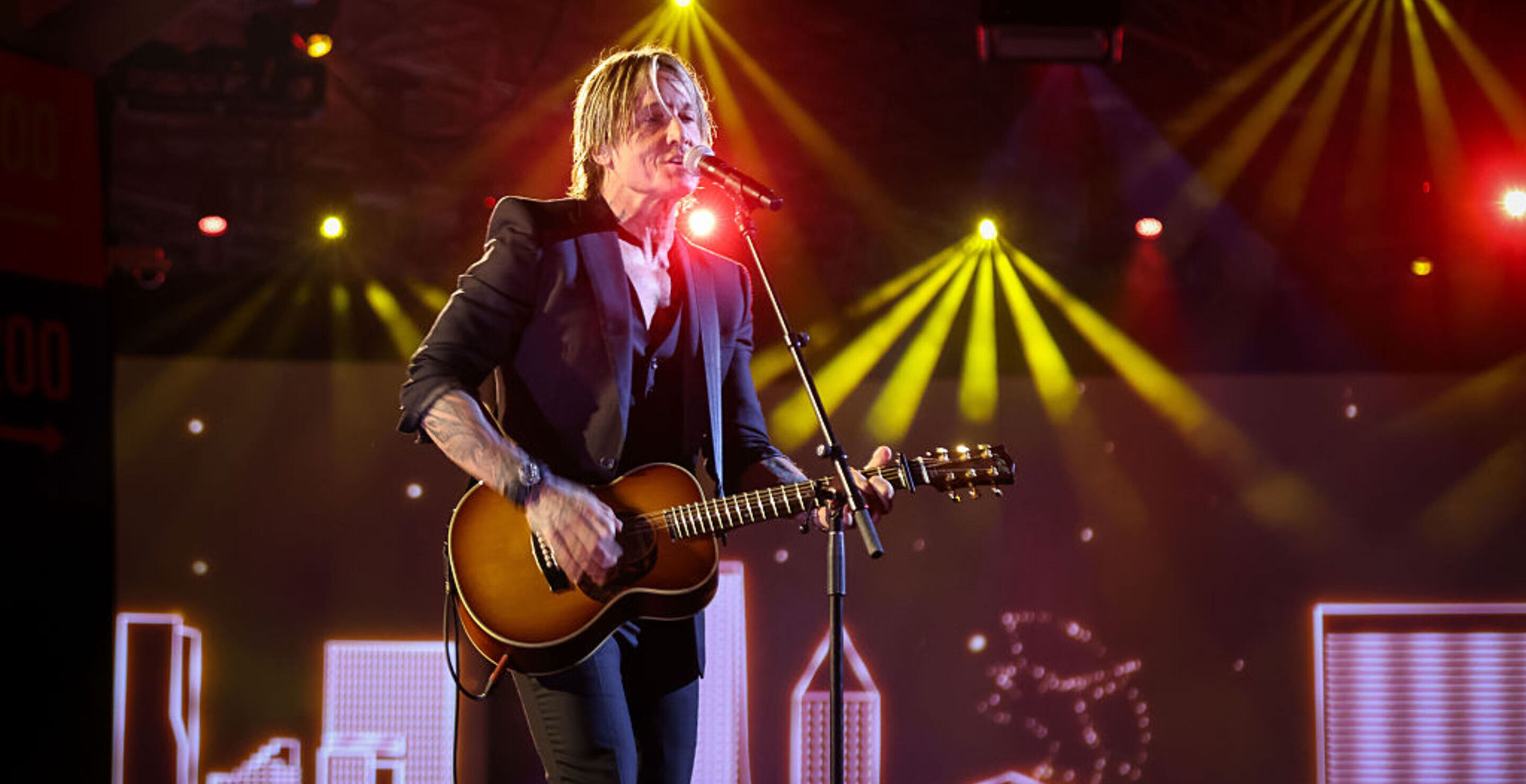 Waylon Jennings’ Leatherbound Telecaster’s Hilarious Journey to Keith Urban’s Possession