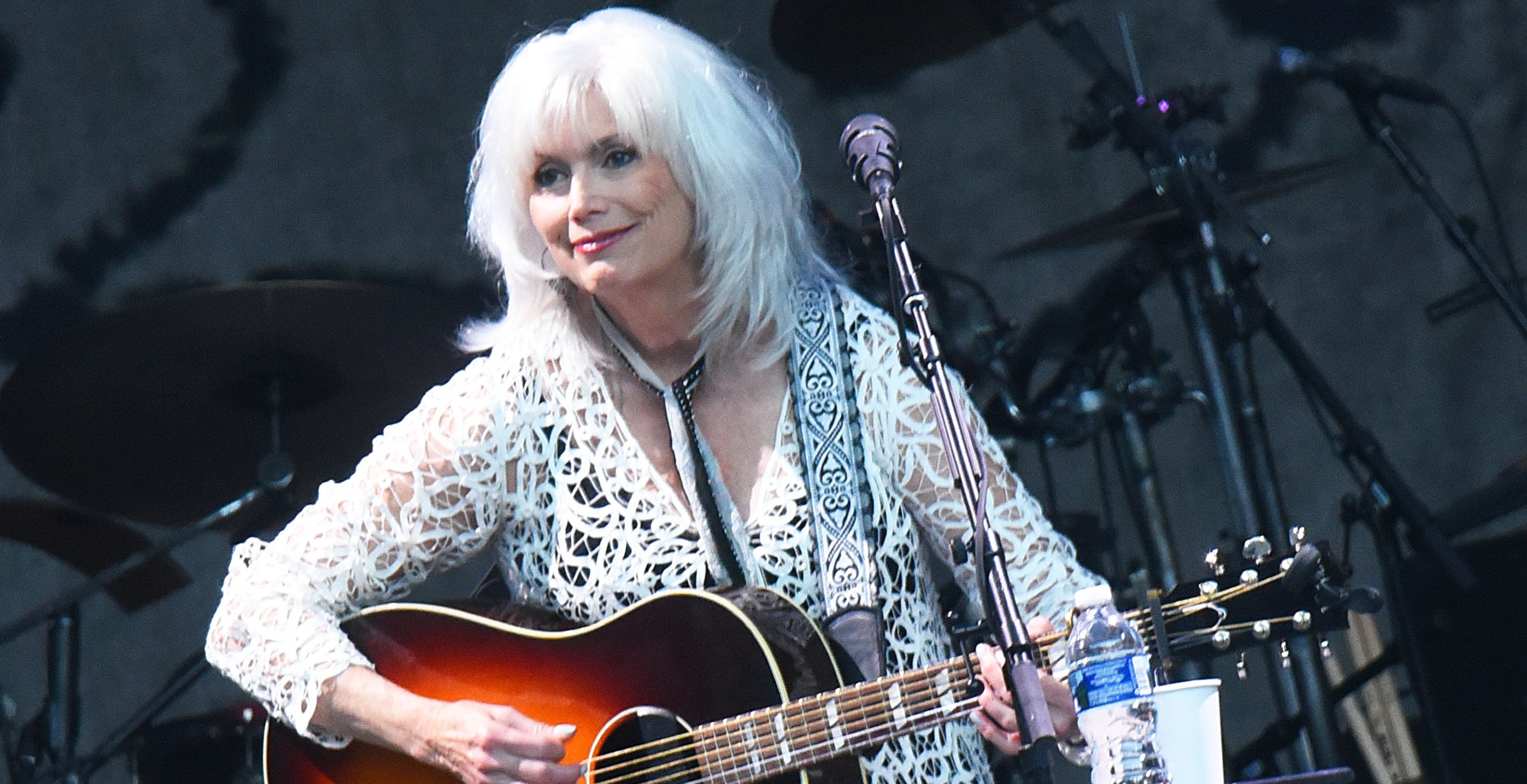 The Woman Who Inspired Emmylou Harris To Pick up a Guitar: ”I Had a Goddess Complex”