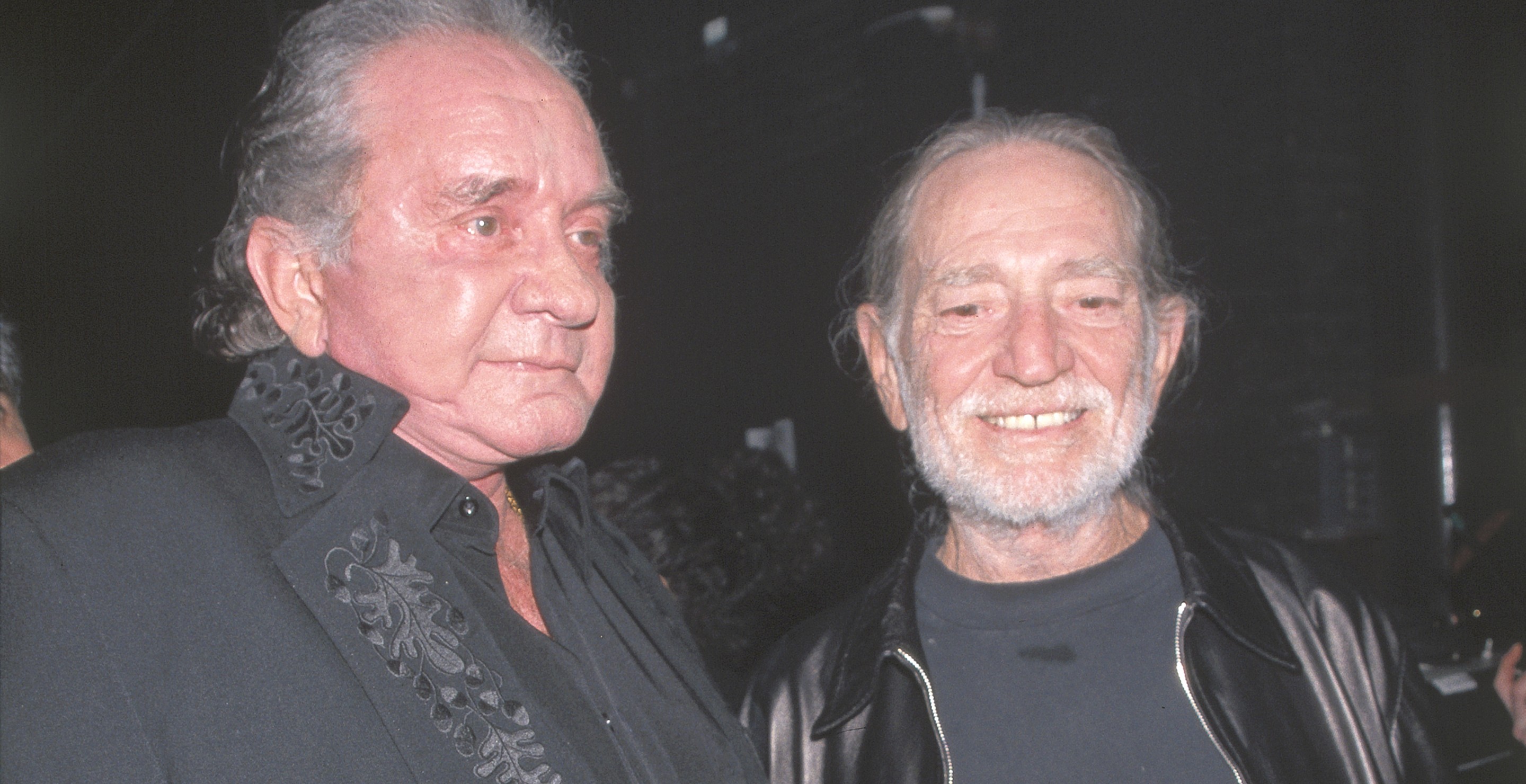 Willie Nelson Reveals Which “Morbid” Johnny Cash Records “Weren’t His Favorites”