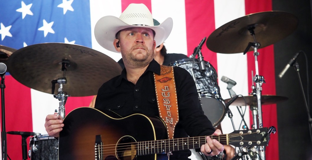 Justin Moore Really Wishes He Could Master This One Thing Around His House