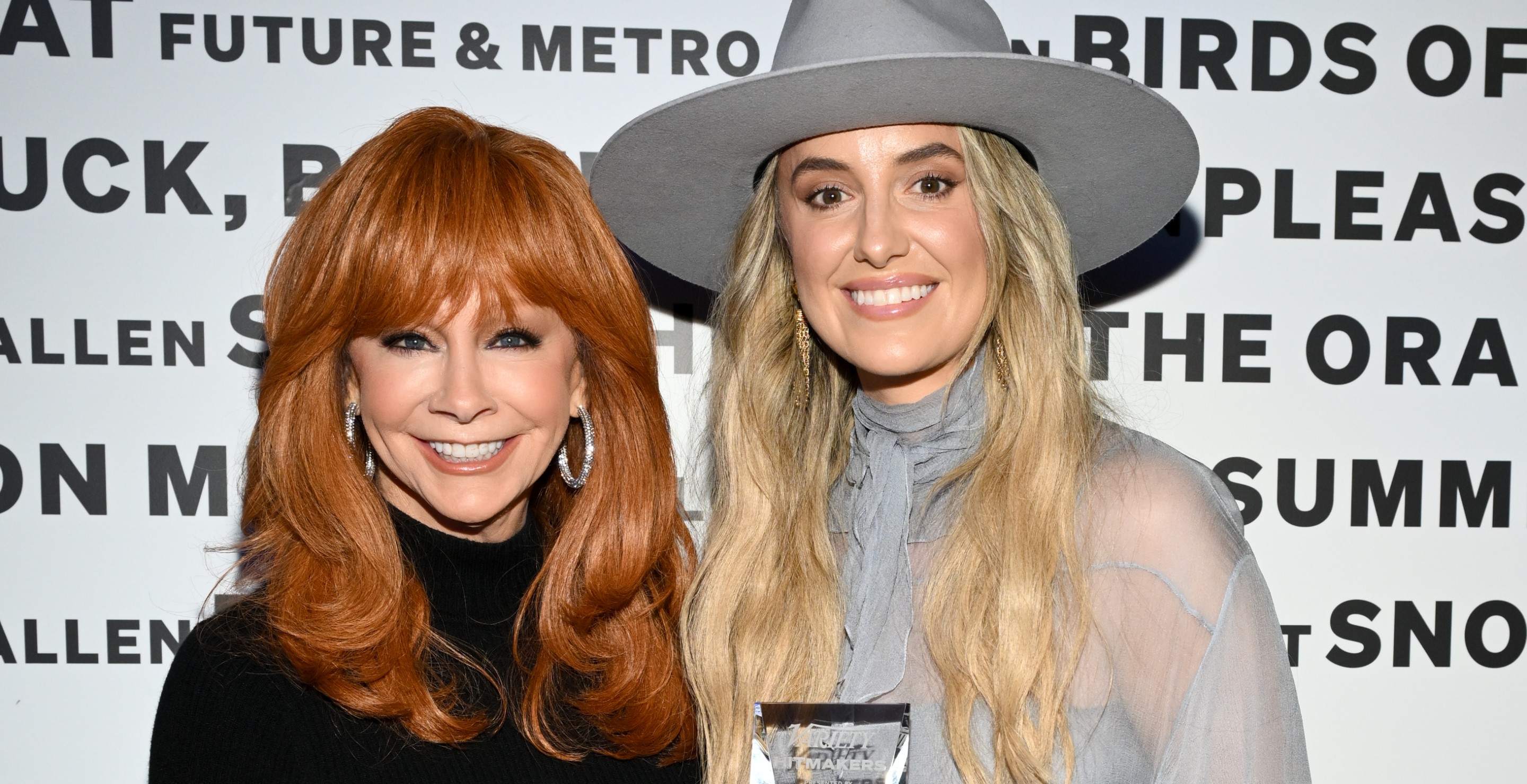 Lainey Wilson Reveals Reba McEntire Writes Her 'Pages of Wisdom