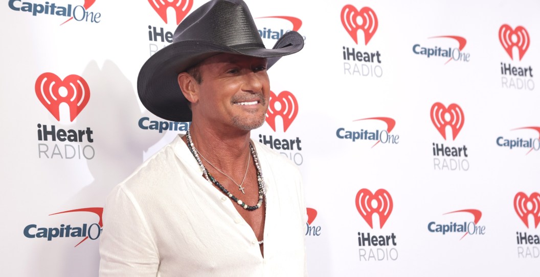 Yes, Tim McGraw Does Eat Junk Food, But Only If He Earns It