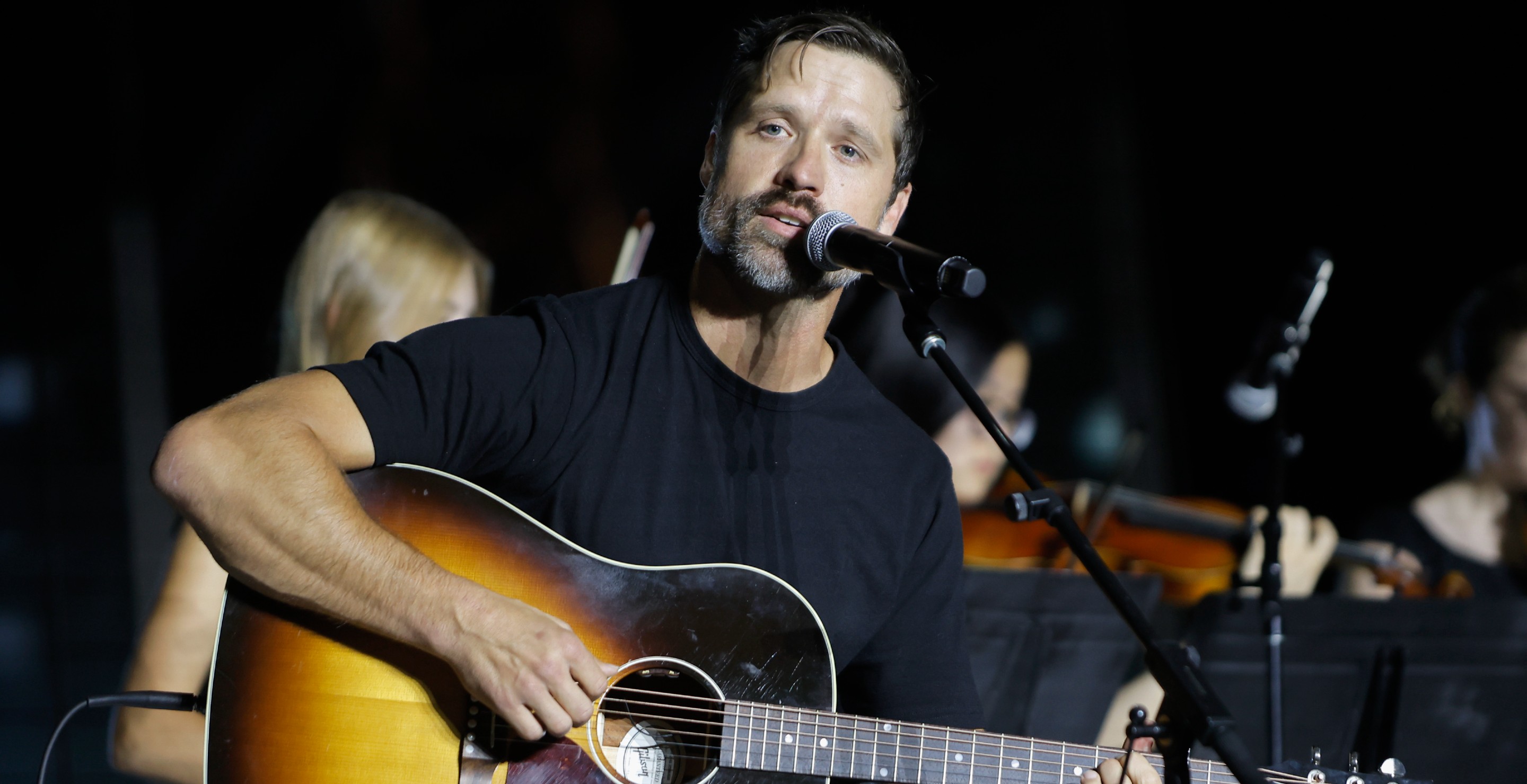 Walker Hayes Reveals He Almost Started Drinking Again After Loss Of Daughter