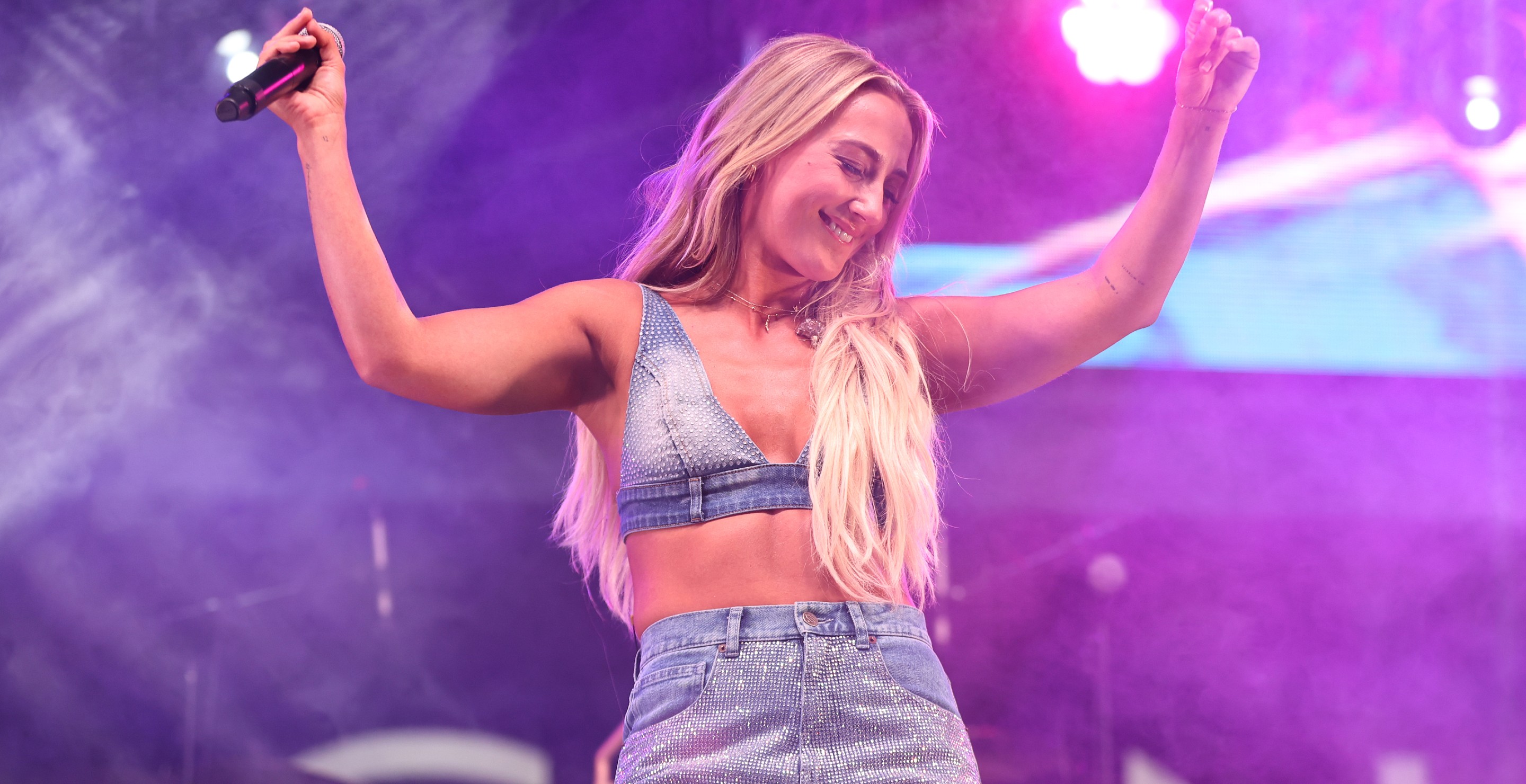 Ashley Cooke Reveals The Extravagant Gift Luke Bryan Gave Her At The End Of His Tour