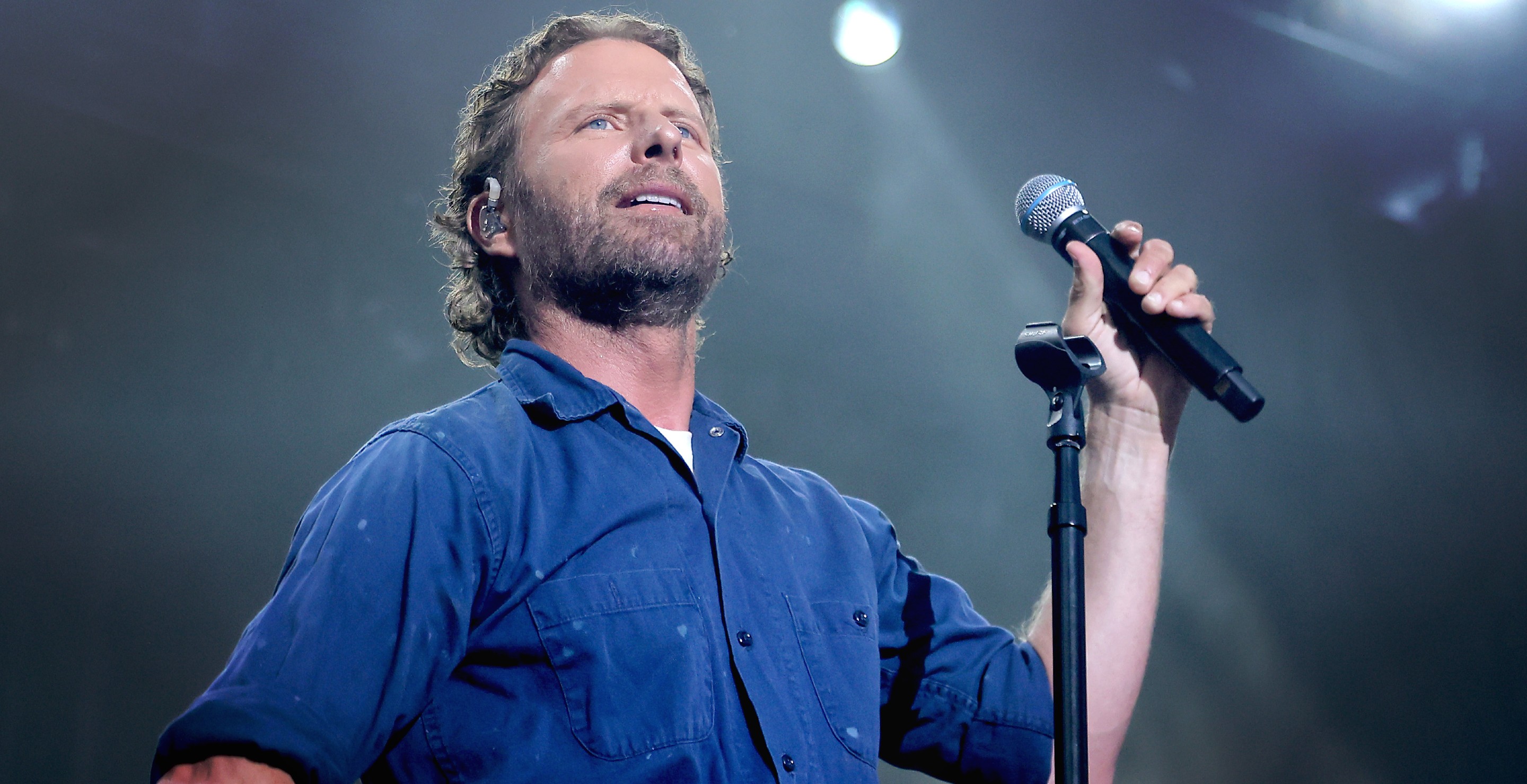 Dierks Bentley Reveals How Kenny Chesney and Tim McGraw Helped Him Become A Pilot
