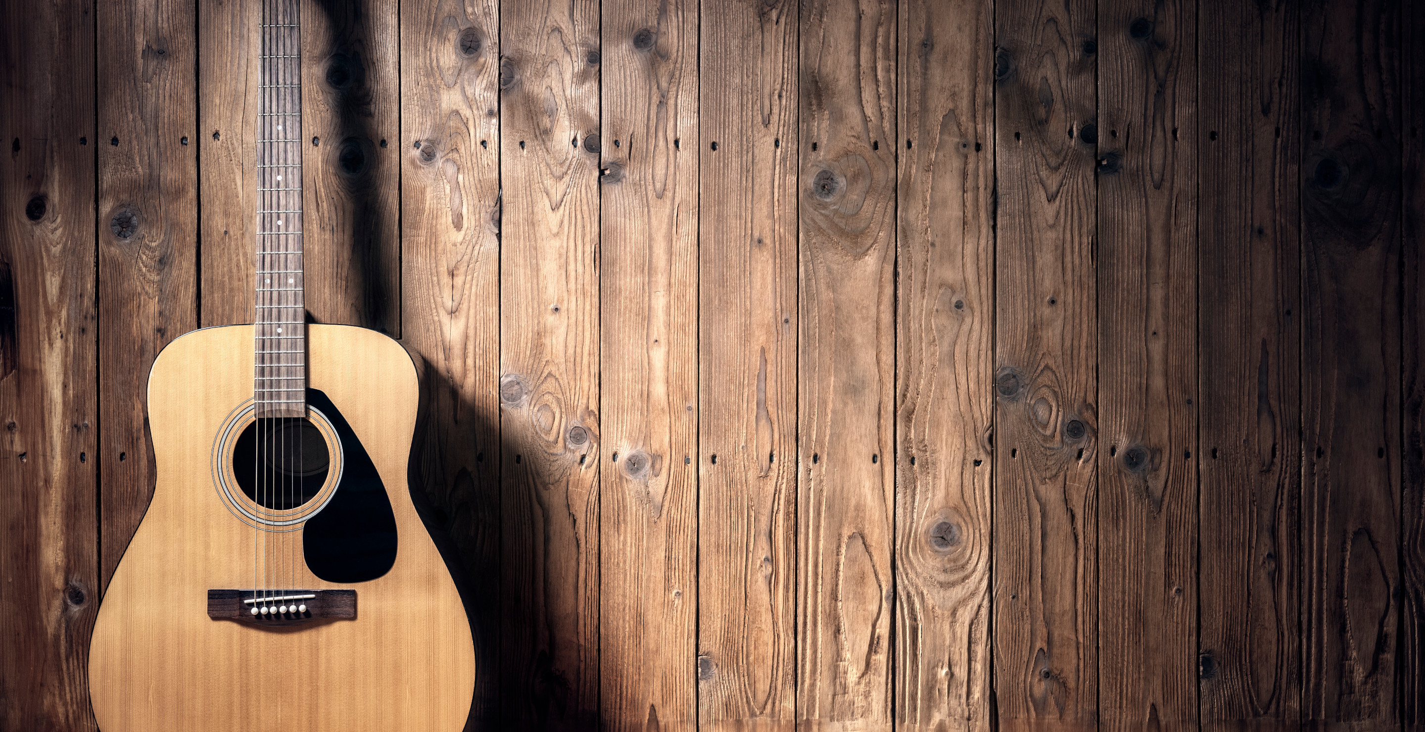 Country Singer Pauses Tour to Seek Out Professional Help