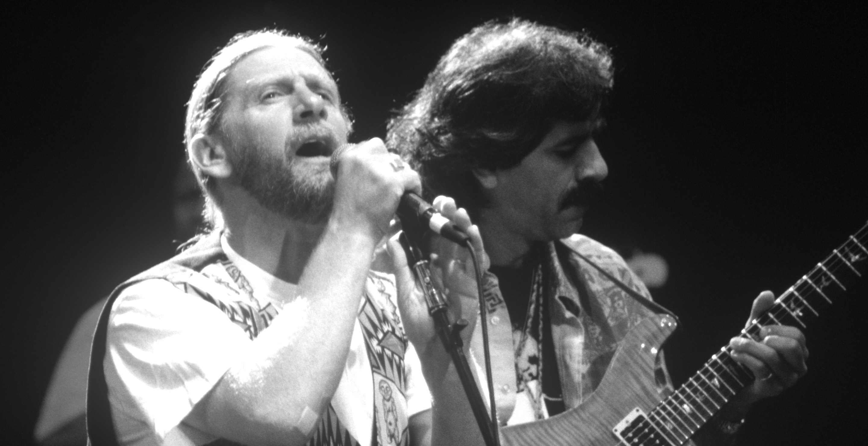 Alex Ligertwood and Jorge Santana