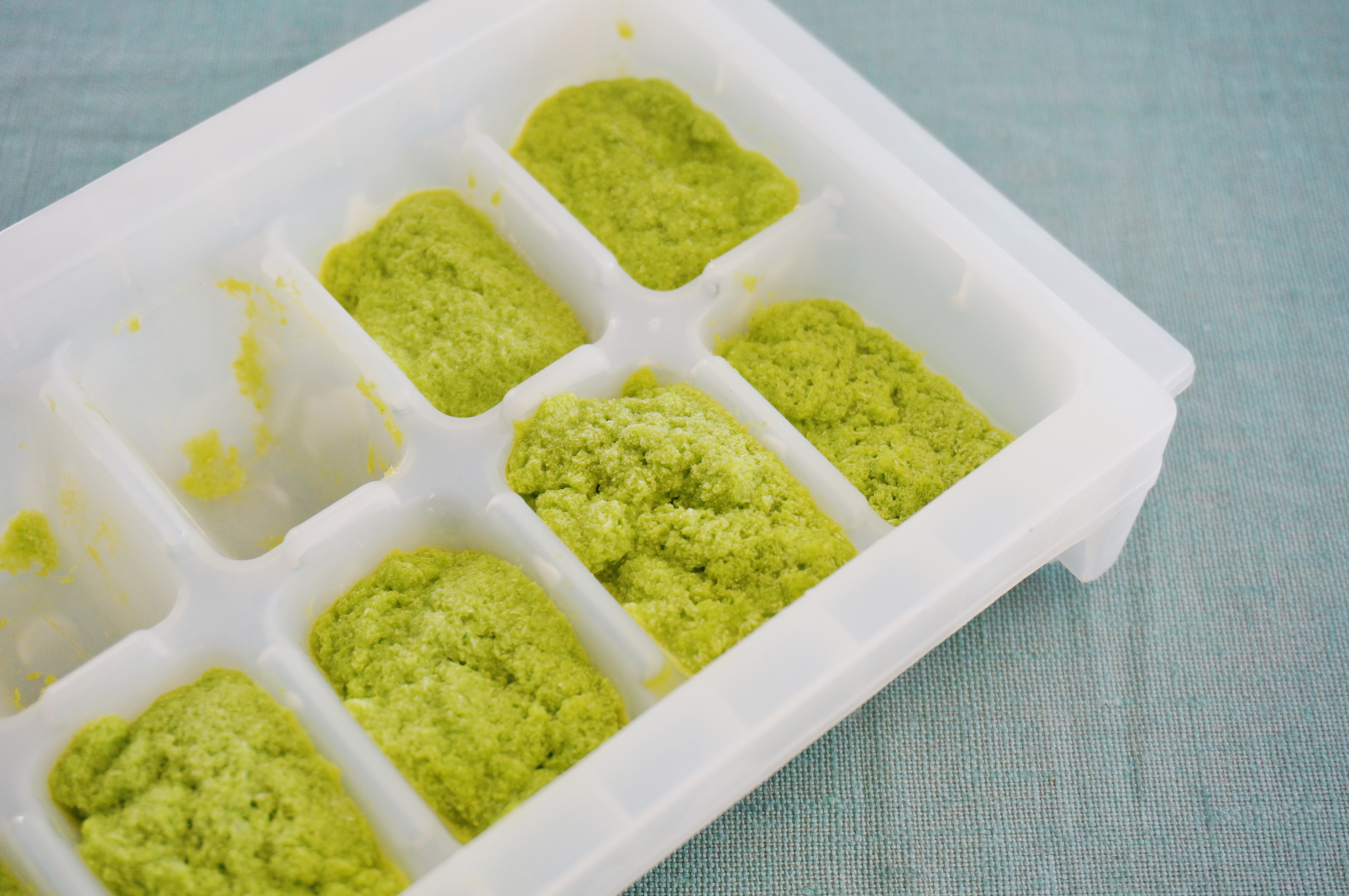 Making pesto in an ice cube tray