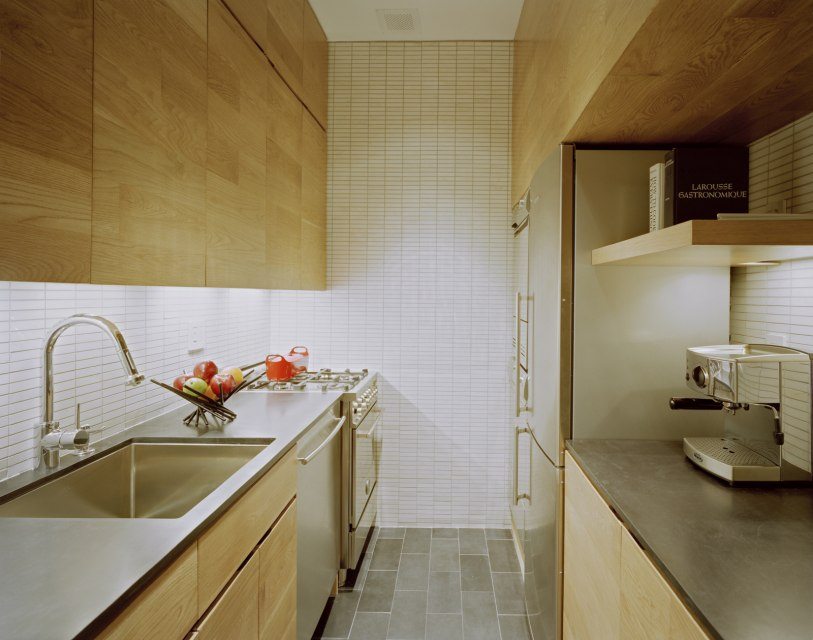 floor to ceiling kitchen tile