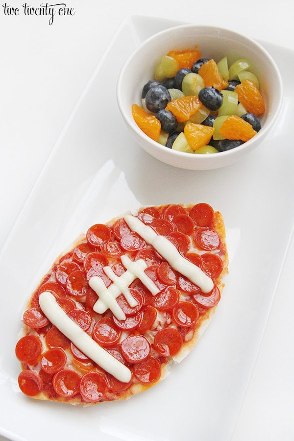 football-ball-pita-pizzas