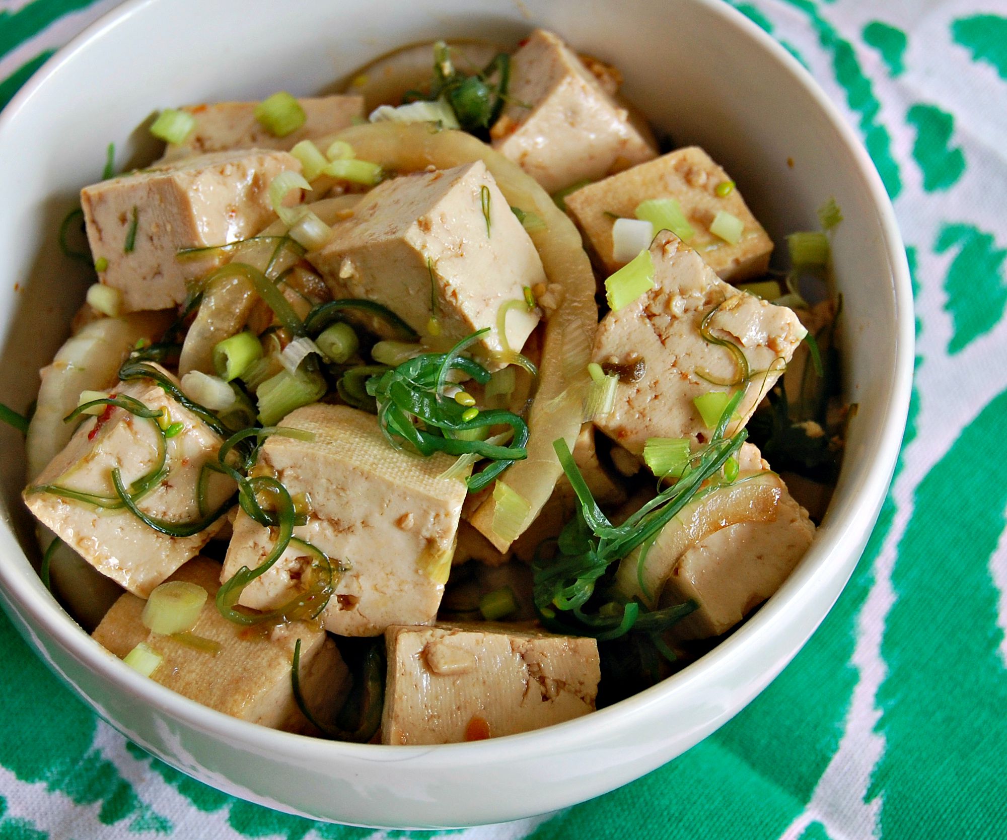 spicy-tofu-poke-bowls