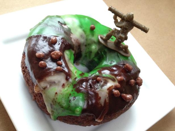 camo donuts